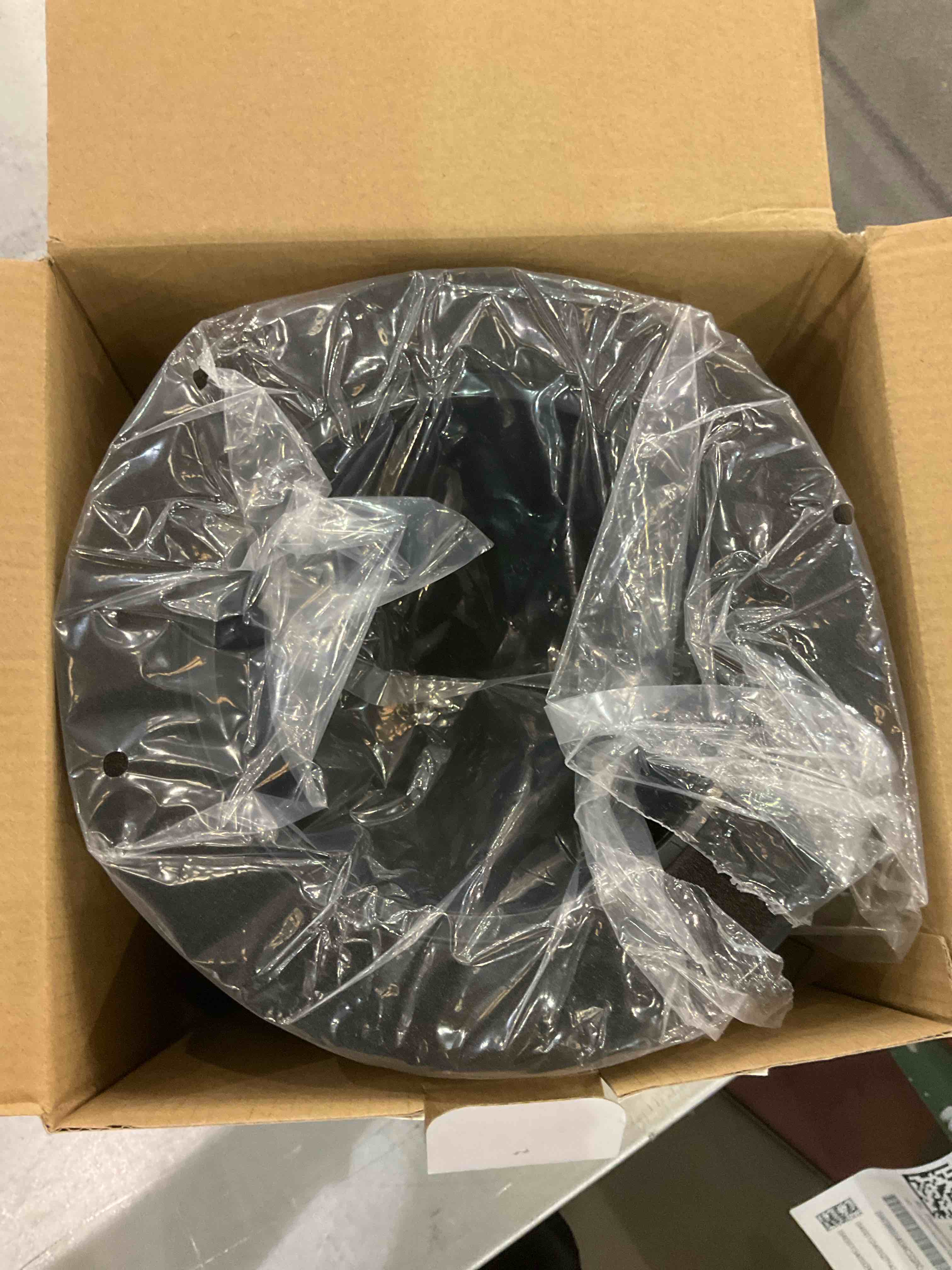 https://s3.amazonaws.com/lotting-images-prod/BargainHunt/EXS00650950_1709743532047.jpeg