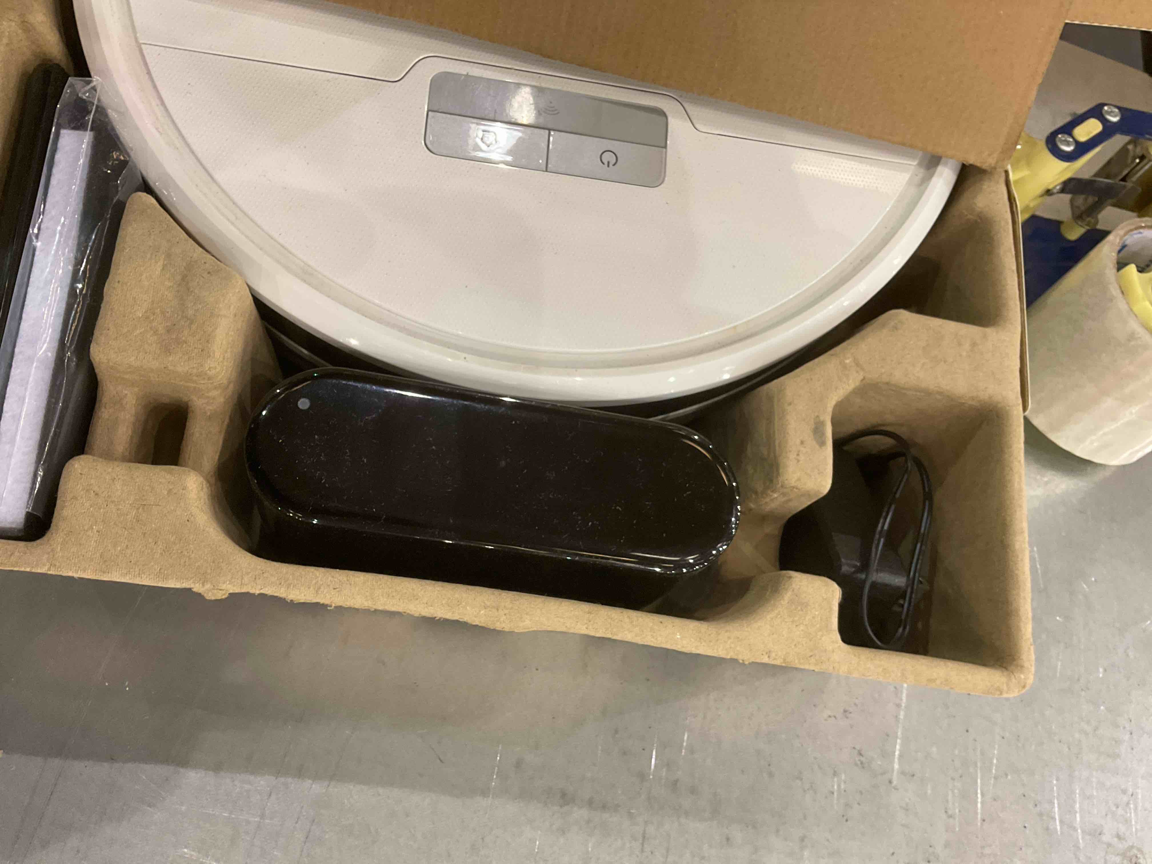 https://s3.amazonaws.com/lotting-images-prod/BargainHunt/EXS00650951_1709743891767.jpeg