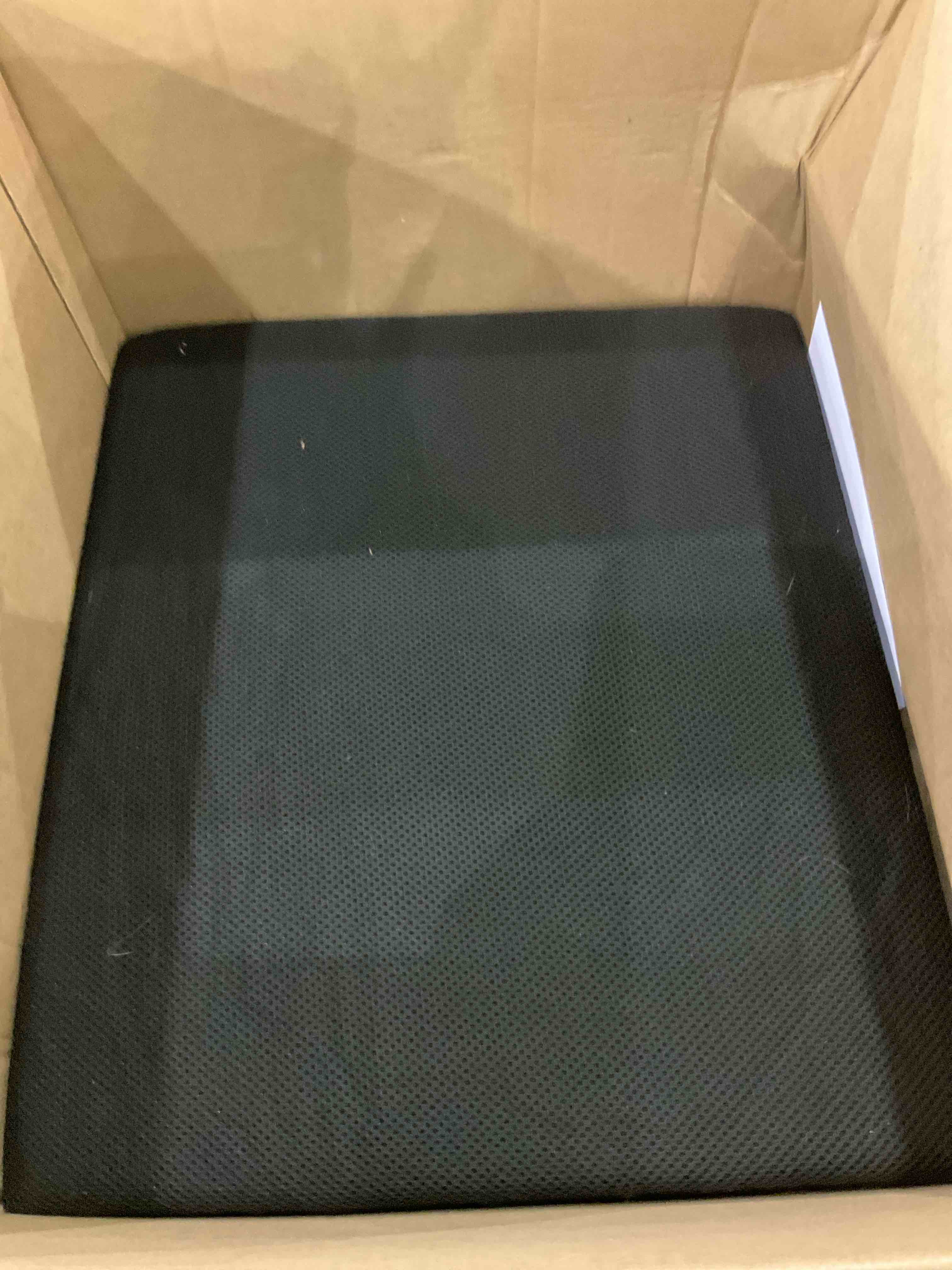 https://s3.amazonaws.com/lotting-images-prod/BargainHunt/EXS00651977_1706707499221.jpeg