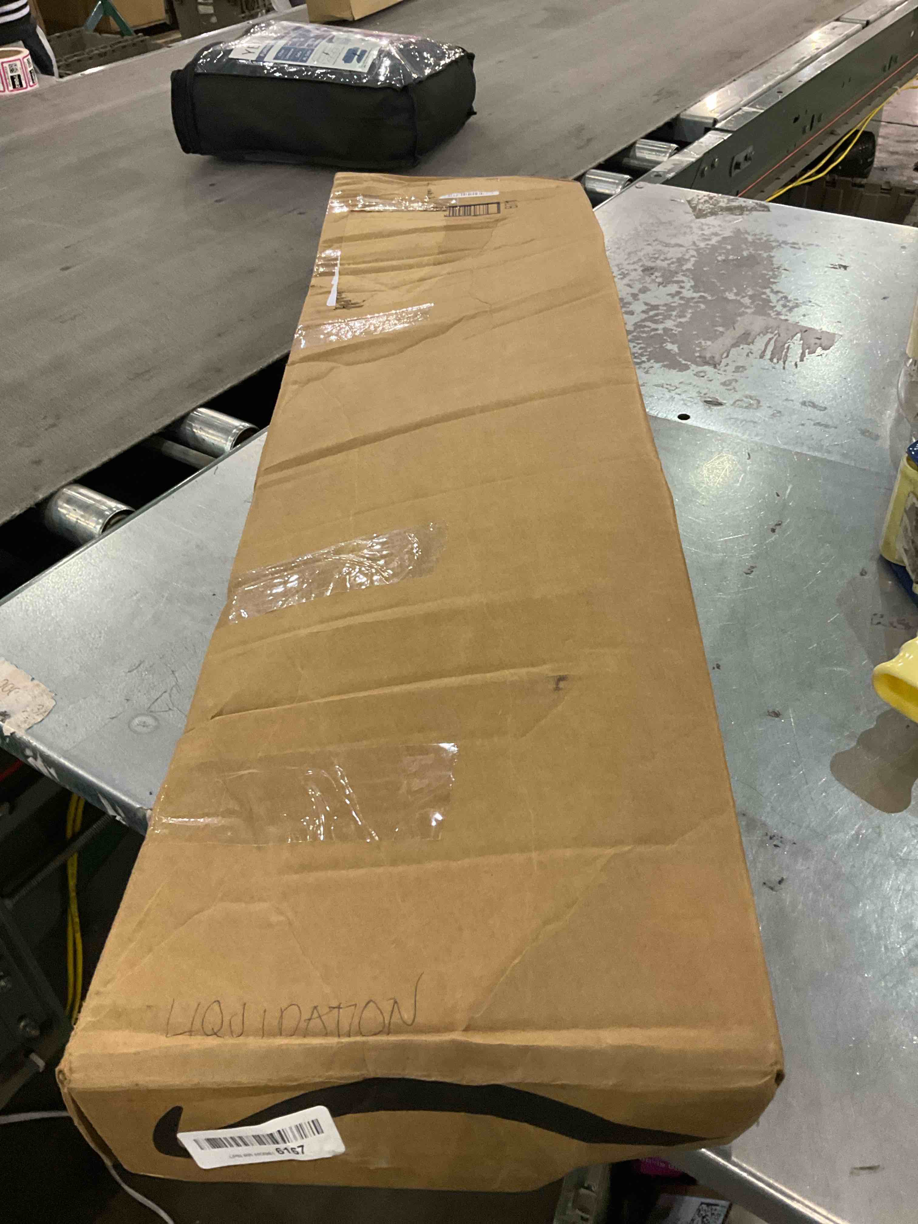 https://s3.amazonaws.com/lotting-images-prod/BargainHunt/EXS00652857_1706706887568.jpeg