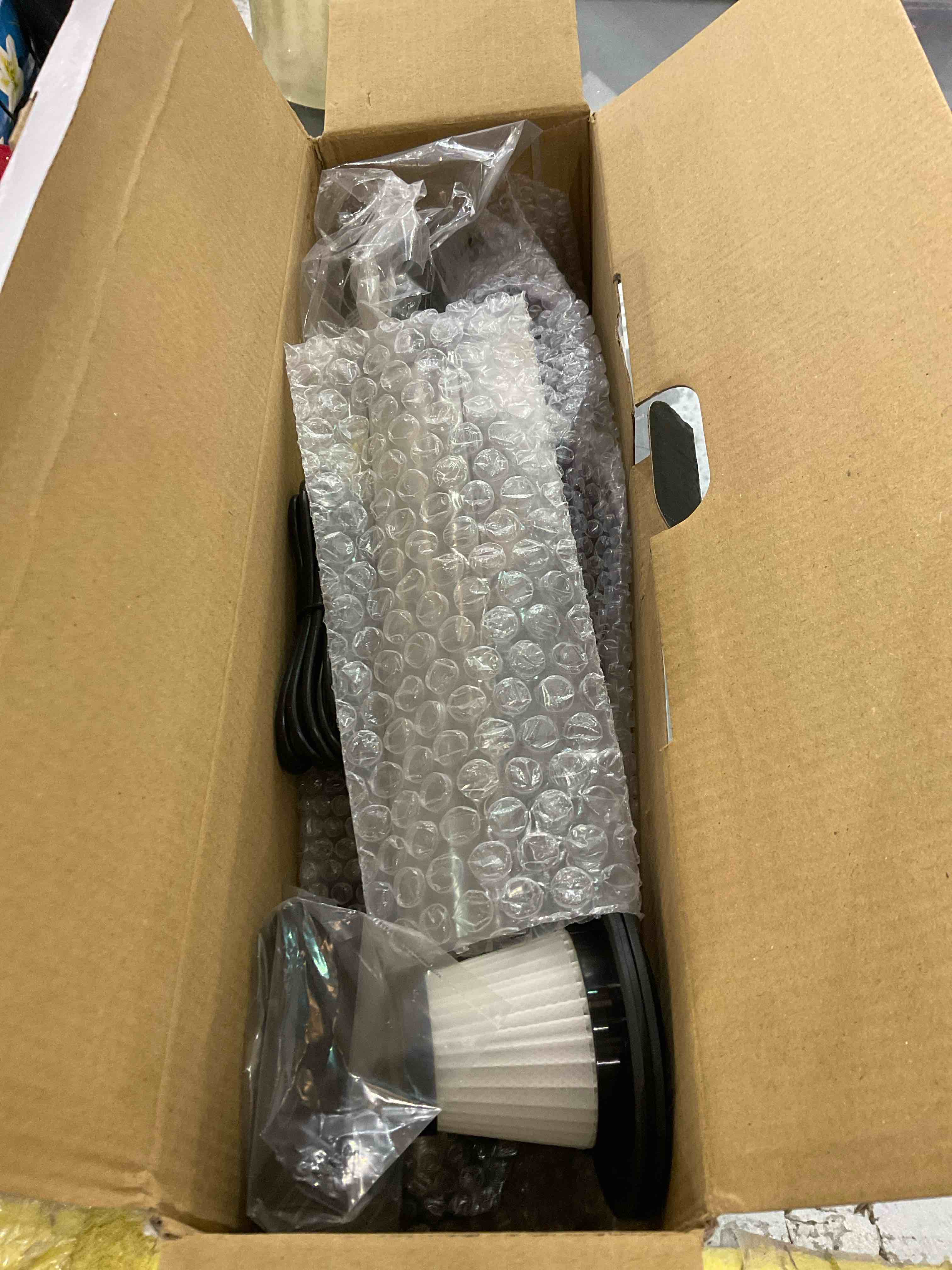 https://s3.amazonaws.com/lotting-images-prod/BargainHunt/EXS00652954_1707145621887.jpeg
