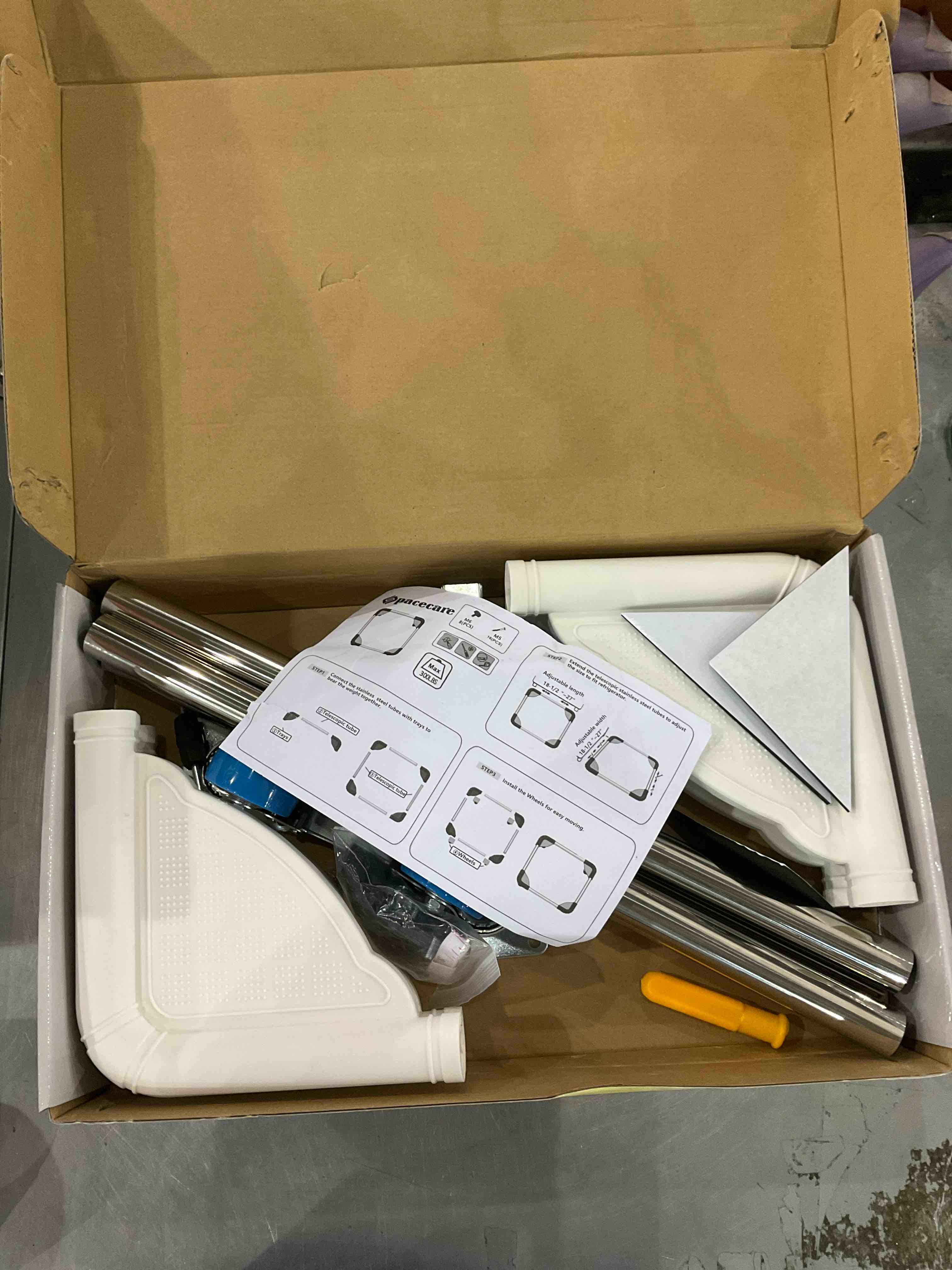 https://s3.amazonaws.com/lotting-images-prod/BargainHunt/EXS00652989_1707224452142.jpeg