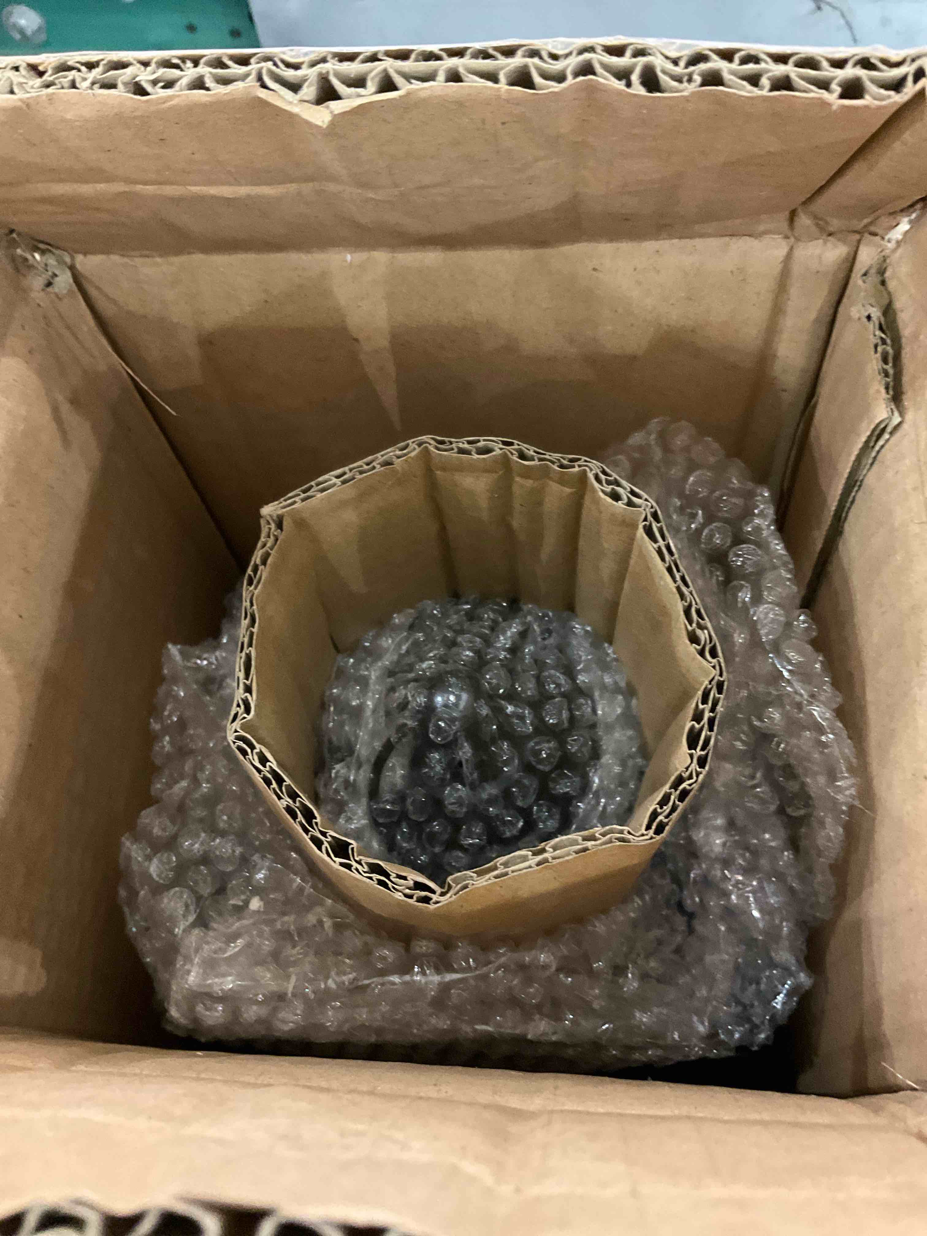 https://s3.amazonaws.com/lotting-images-prod/BargainHunt/EXS00653201_1707249187864.jpeg