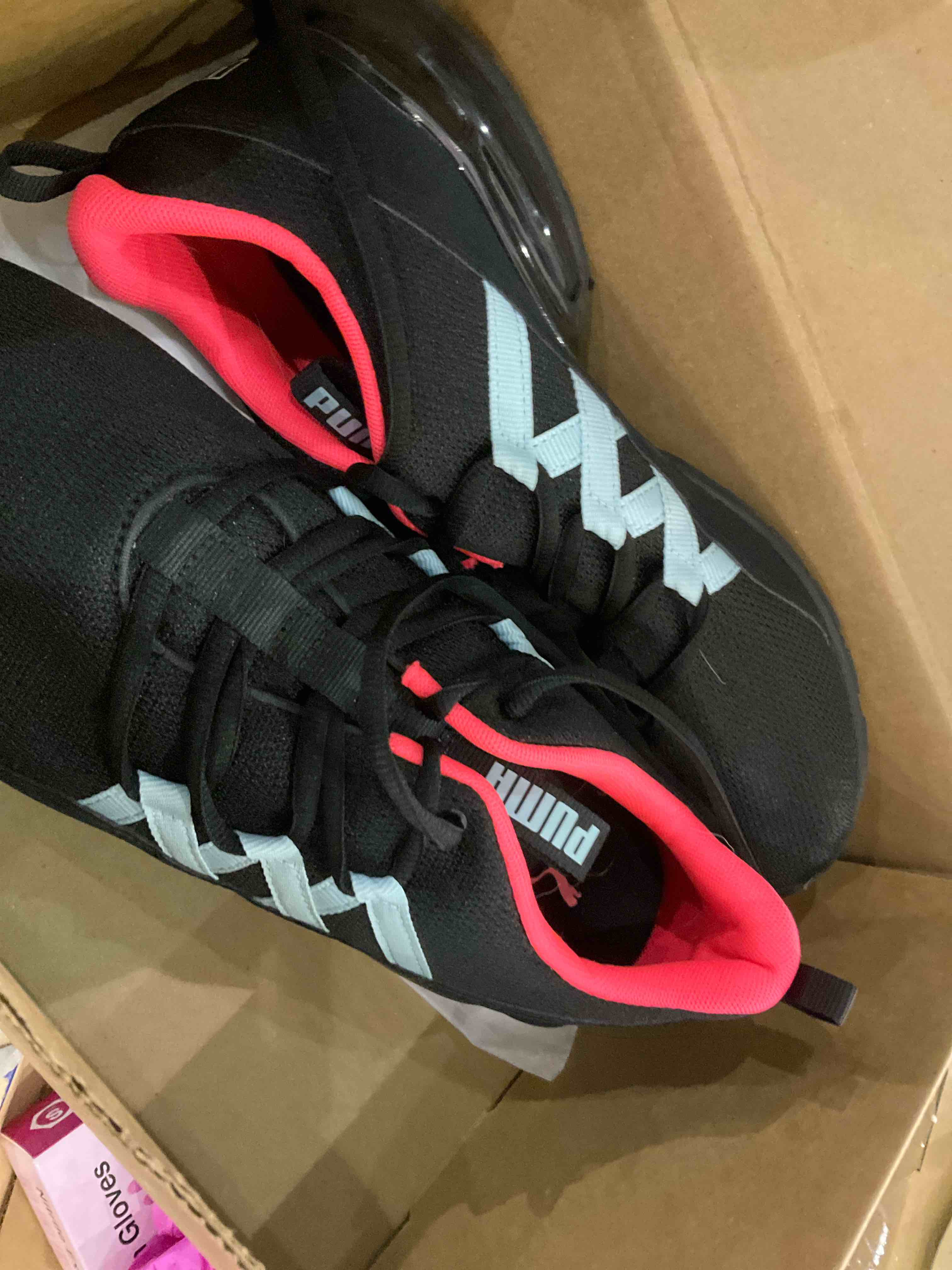 https://s3.amazonaws.com/lotting-images-prod/BargainHunt/EXS00653431_1708951800111.jpeg