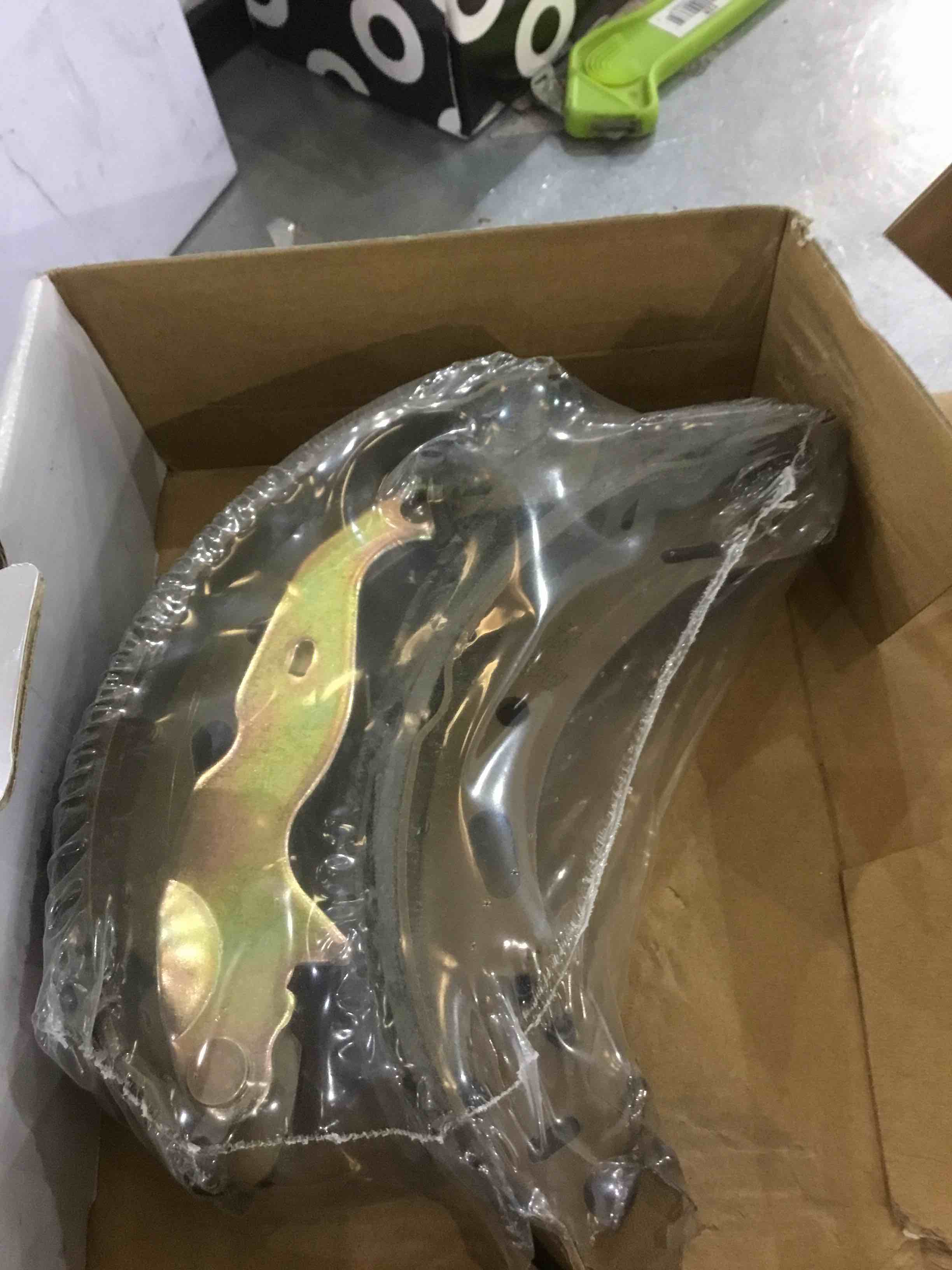 https://s3.amazonaws.com/lotting-images-prod/BargainHunt/EXS00653992_1707146329343.jpeg