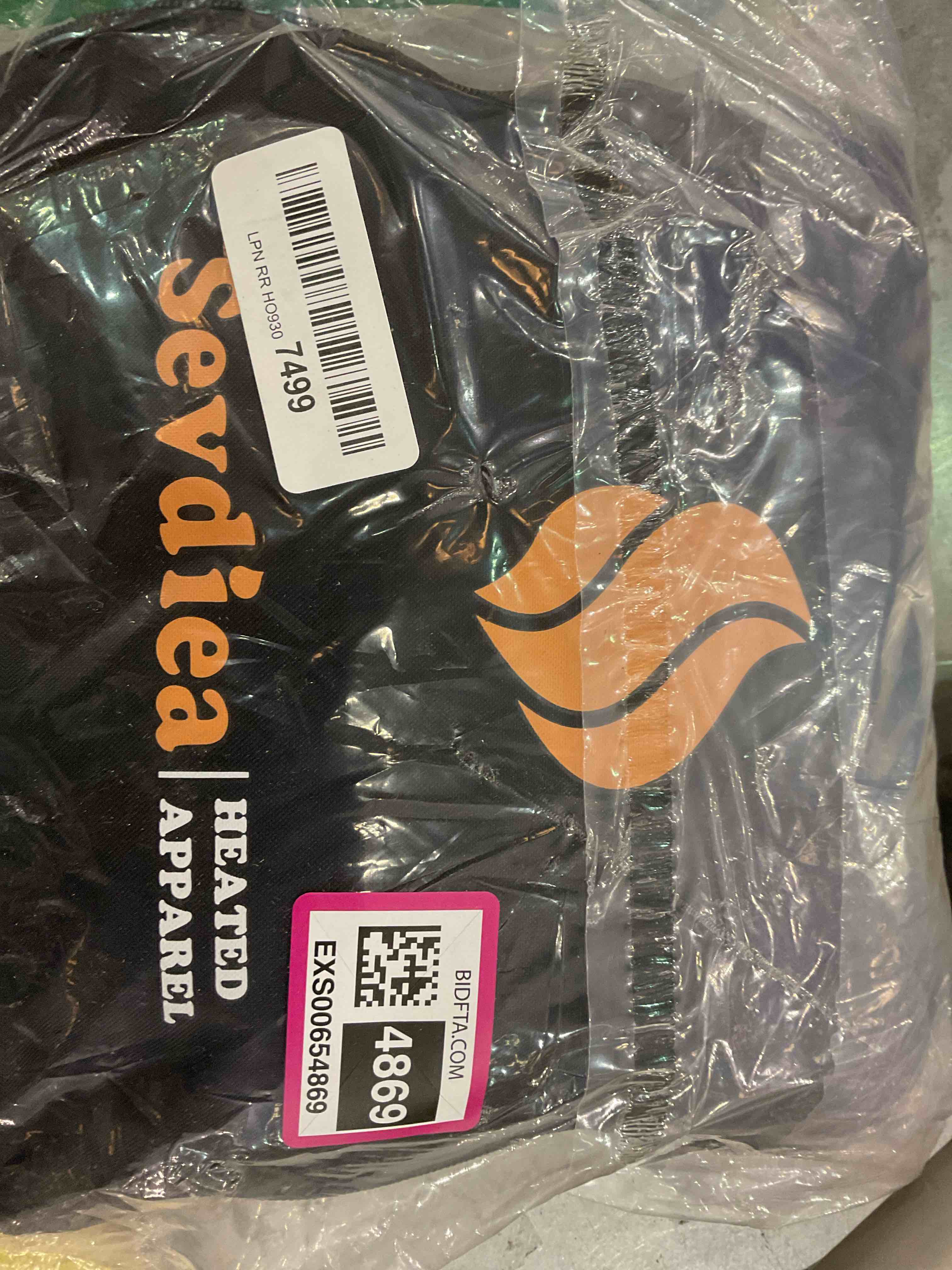 https://s3.amazonaws.com/lotting-images-prod/BargainHunt/EXS00654869_1707145679432.jpeg