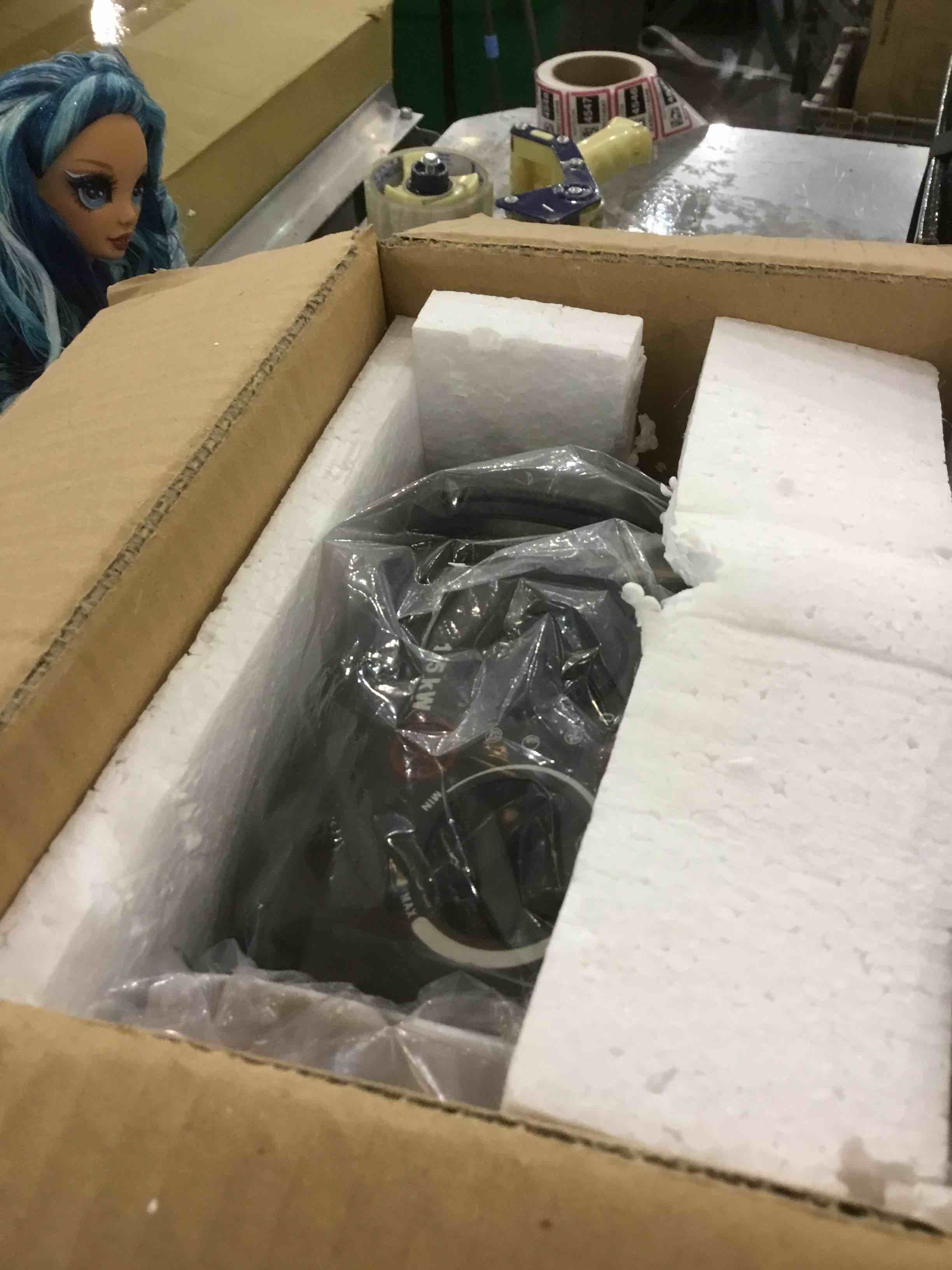 https://s3.amazonaws.com/lotting-images-prod/BargainHunt/EXS00654917_1707146204649.jpeg