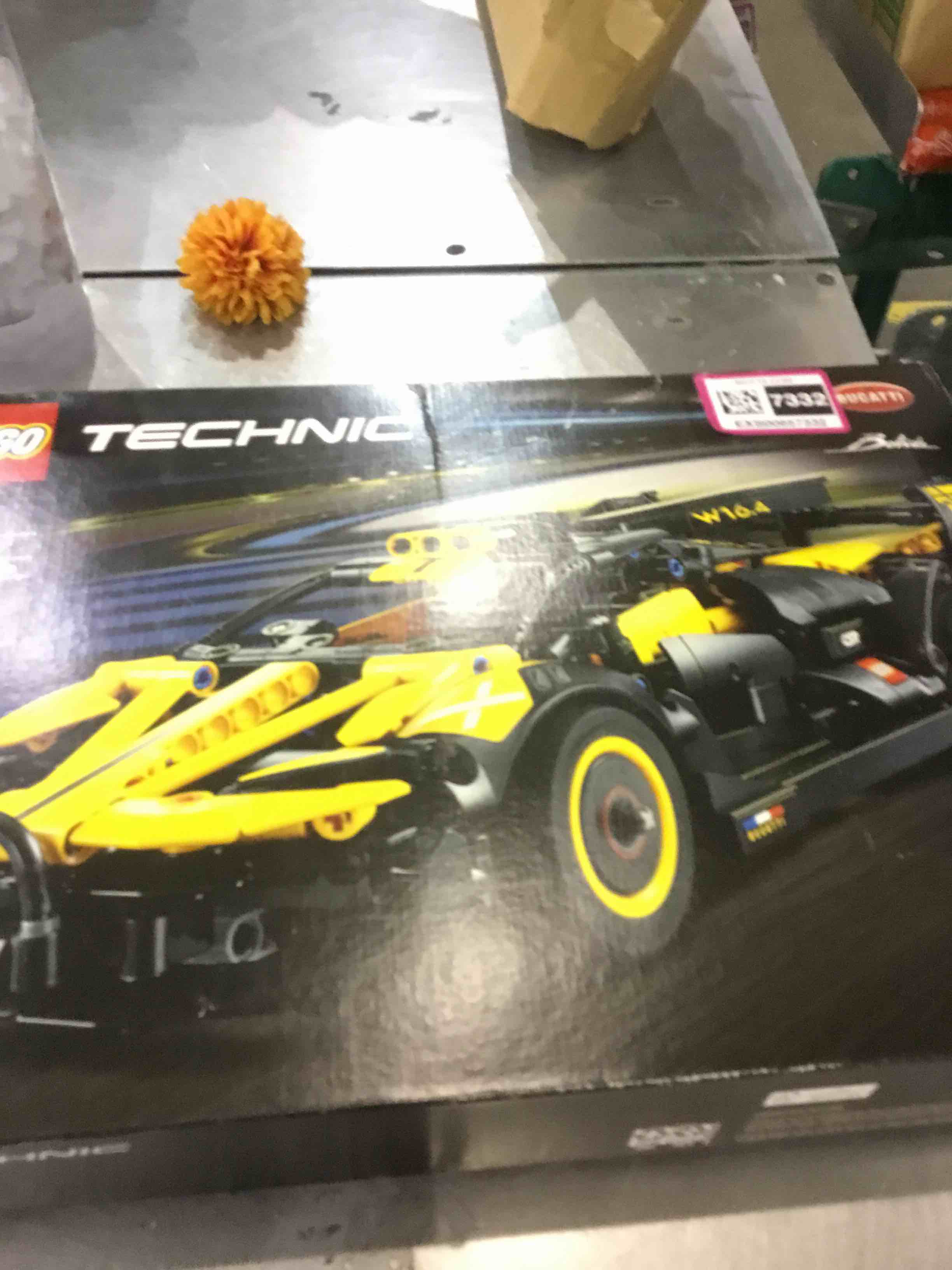 https://s3.amazonaws.com/lotting-images-prod/BargainHunt/EXS00657332_1707222237515.jpeg