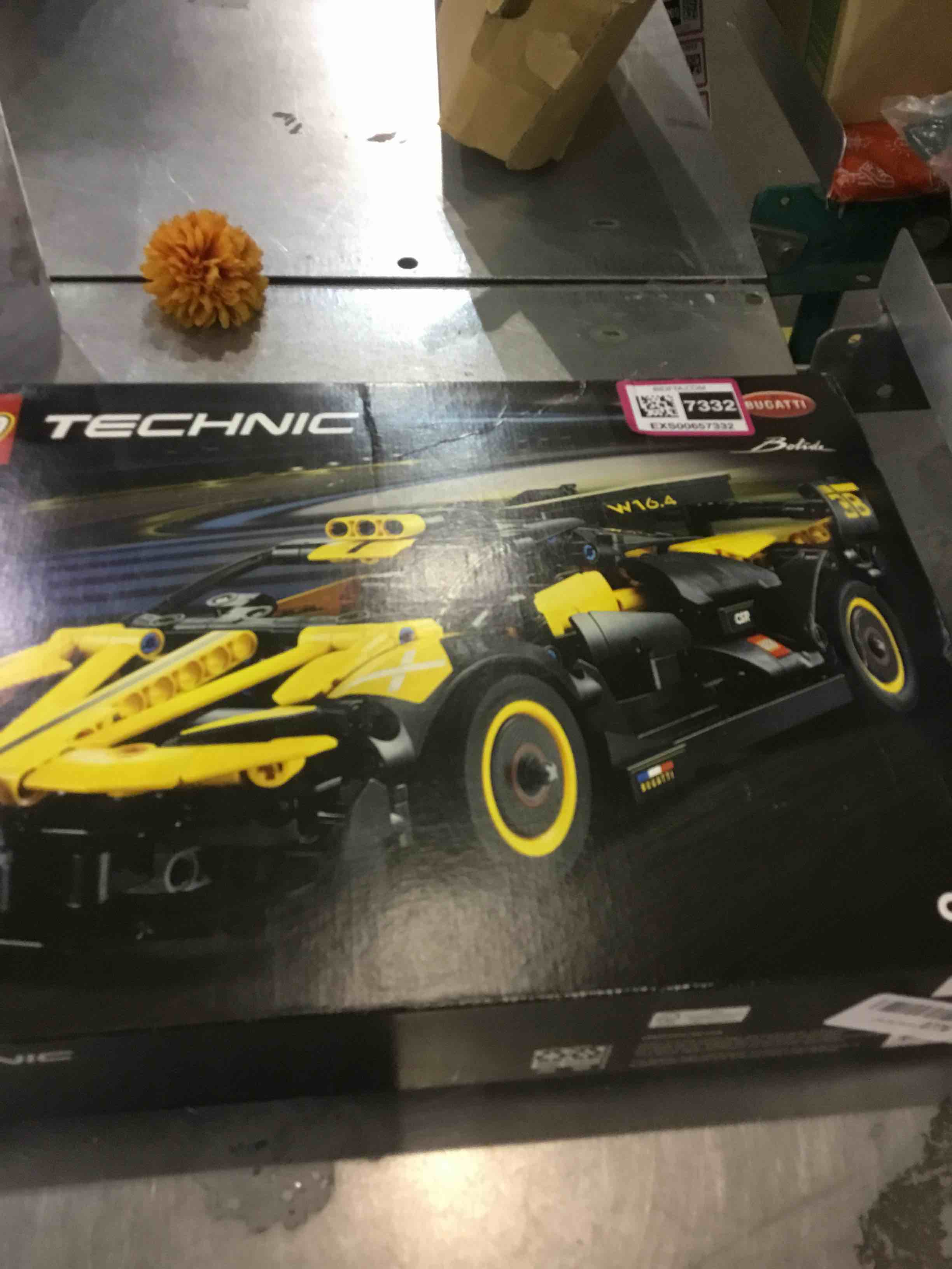 https://s3.amazonaws.com/lotting-images-prod/BargainHunt/EXS00657332_1707222238716.jpeg