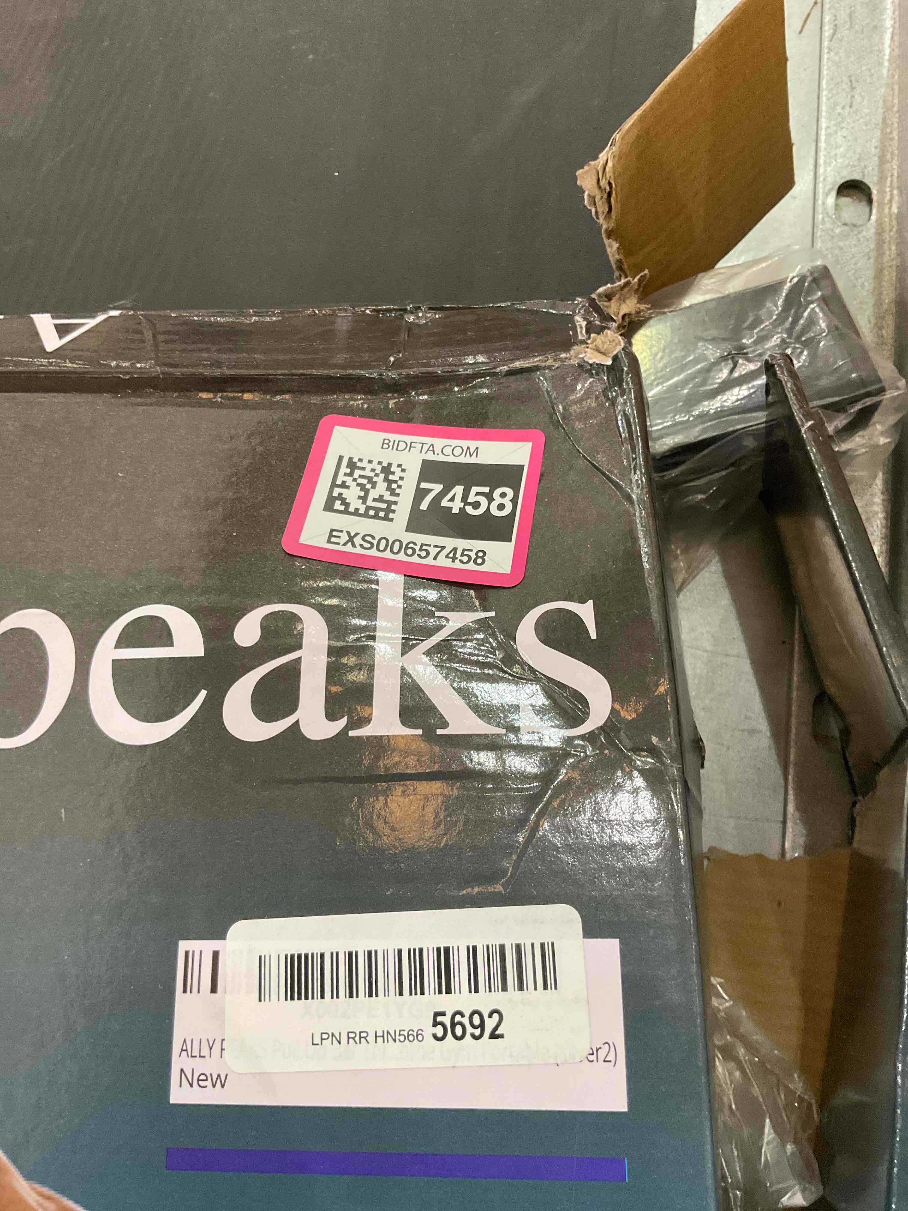 https://s3.amazonaws.com/lotting-images-prod/BargainHunt/EXS00657458_1707323433661.jpeg
