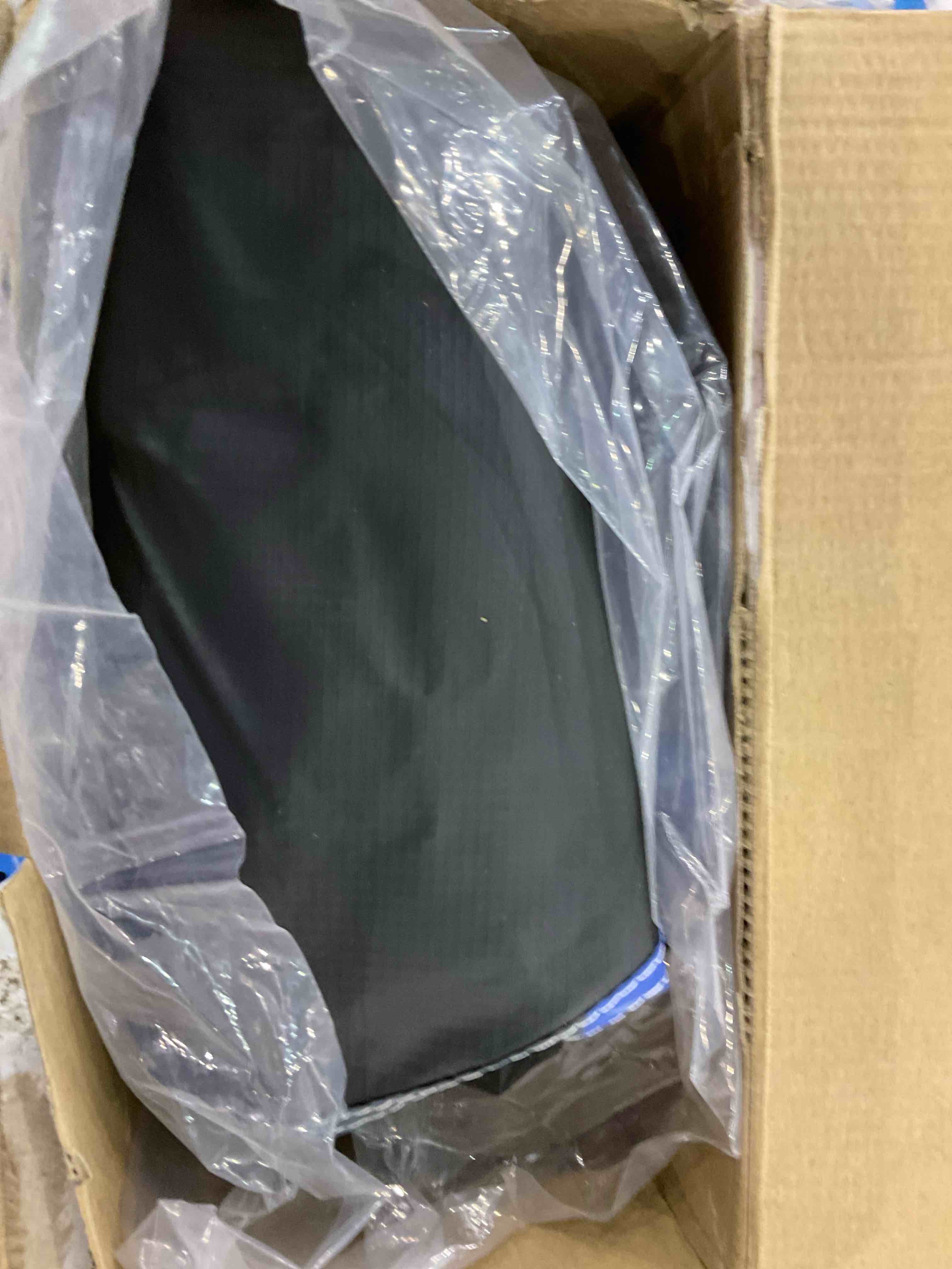 https://s3.amazonaws.com/lotting-images-prod/BargainHunt/EXS00657894_1706617088901.jpeg