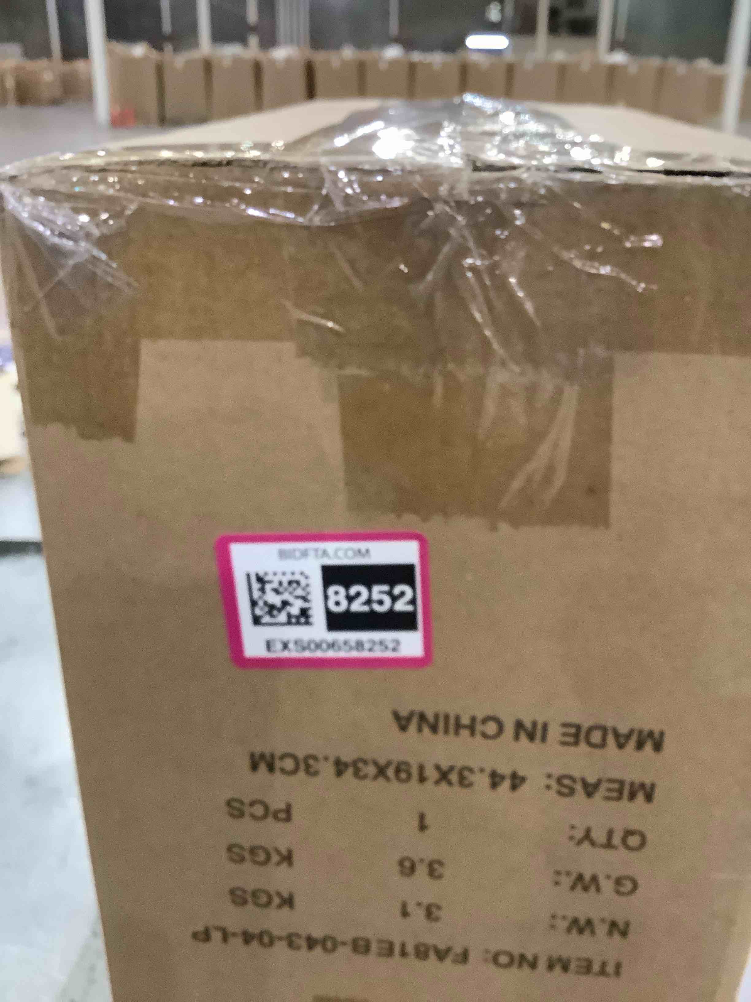 https://s3.amazonaws.com/lotting-images-prod/BargainHunt/EXS00658252_1708447589300.jpeg