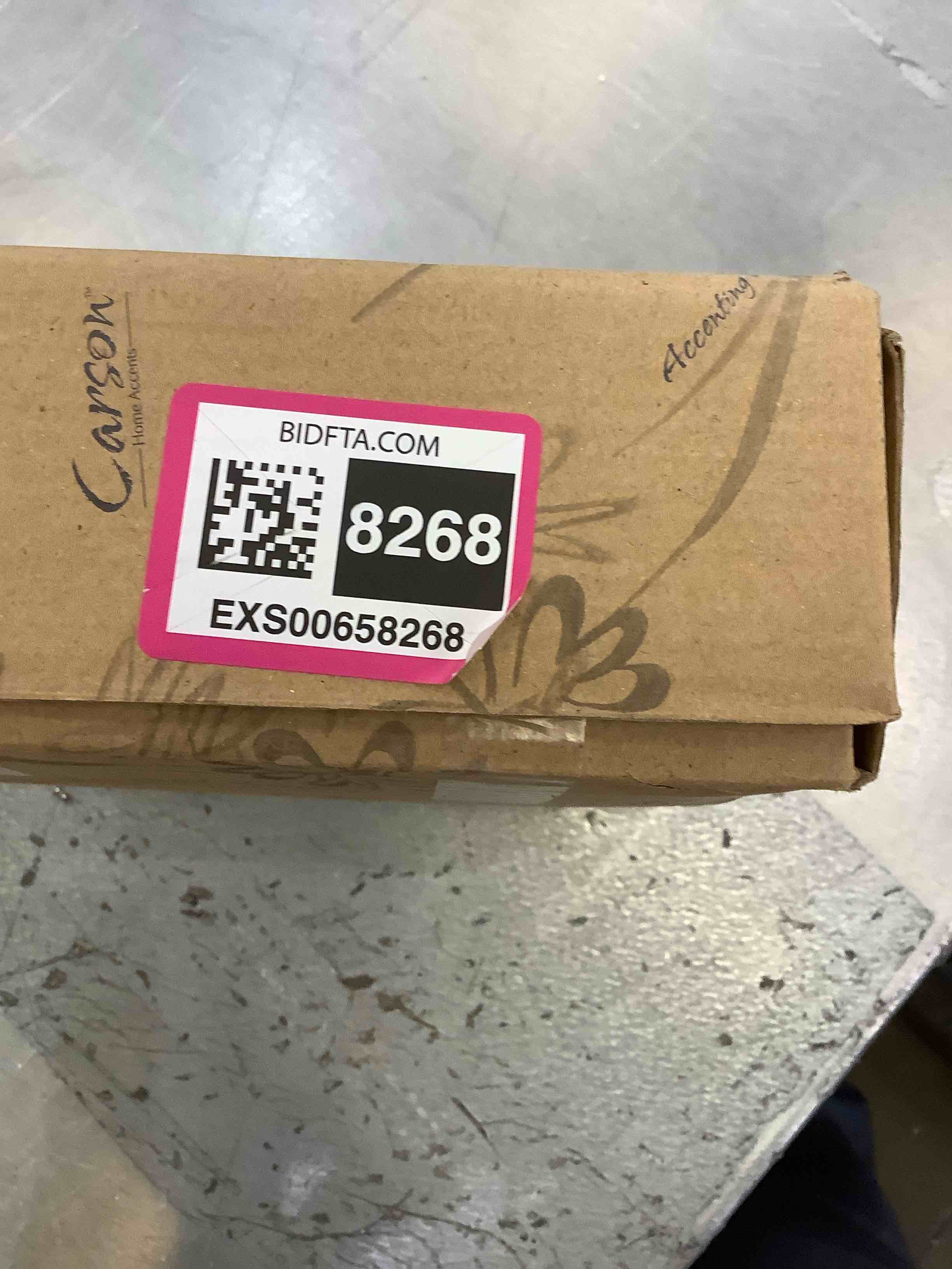 https://s3.amazonaws.com/lotting-images-prod/BargainHunt/EXS00658268_1708459959152.jpeg