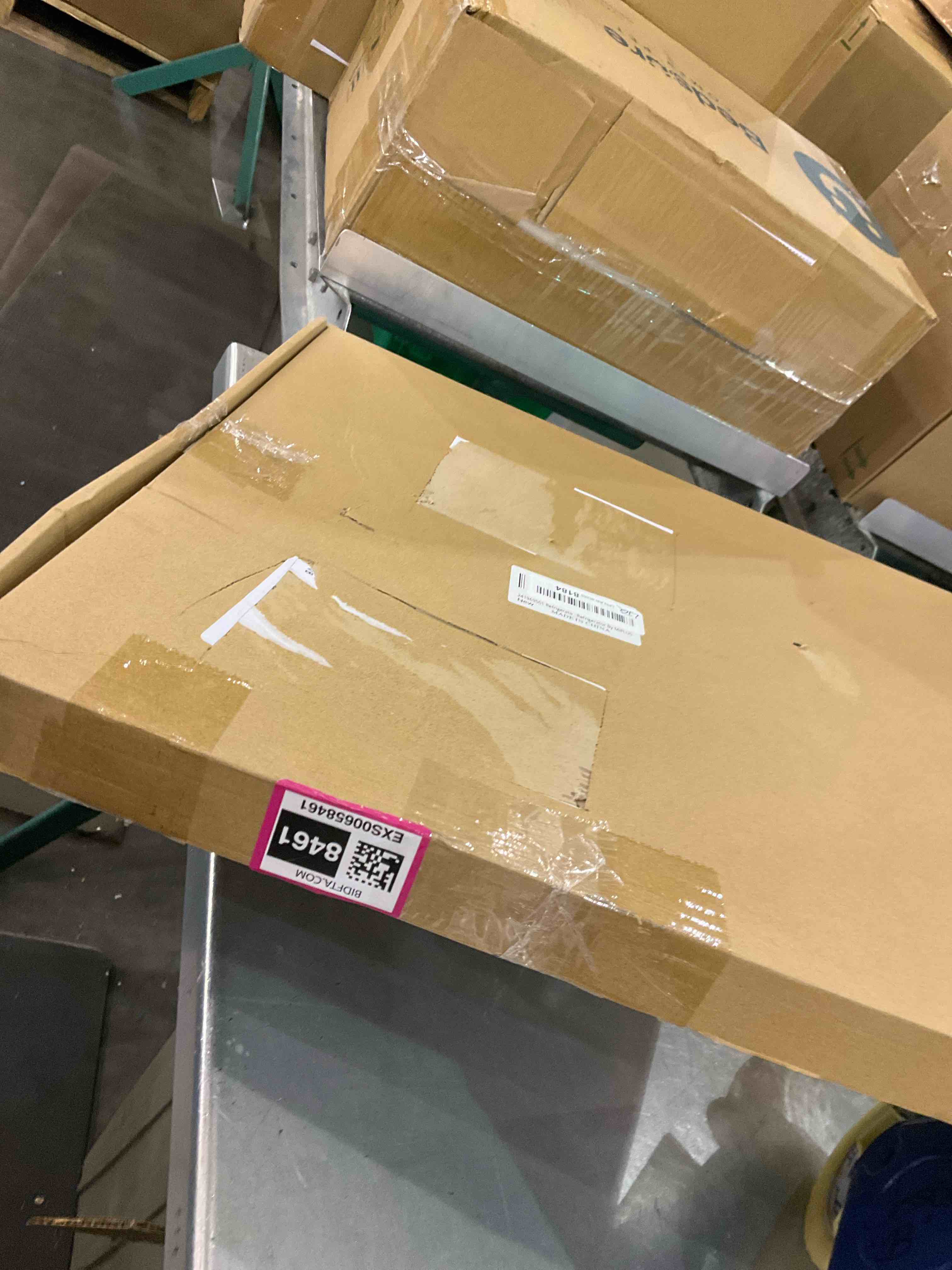 https://s3.amazonaws.com/lotting-images-prod/BargainHunt/EXS00658461_1708624665957.jpeg