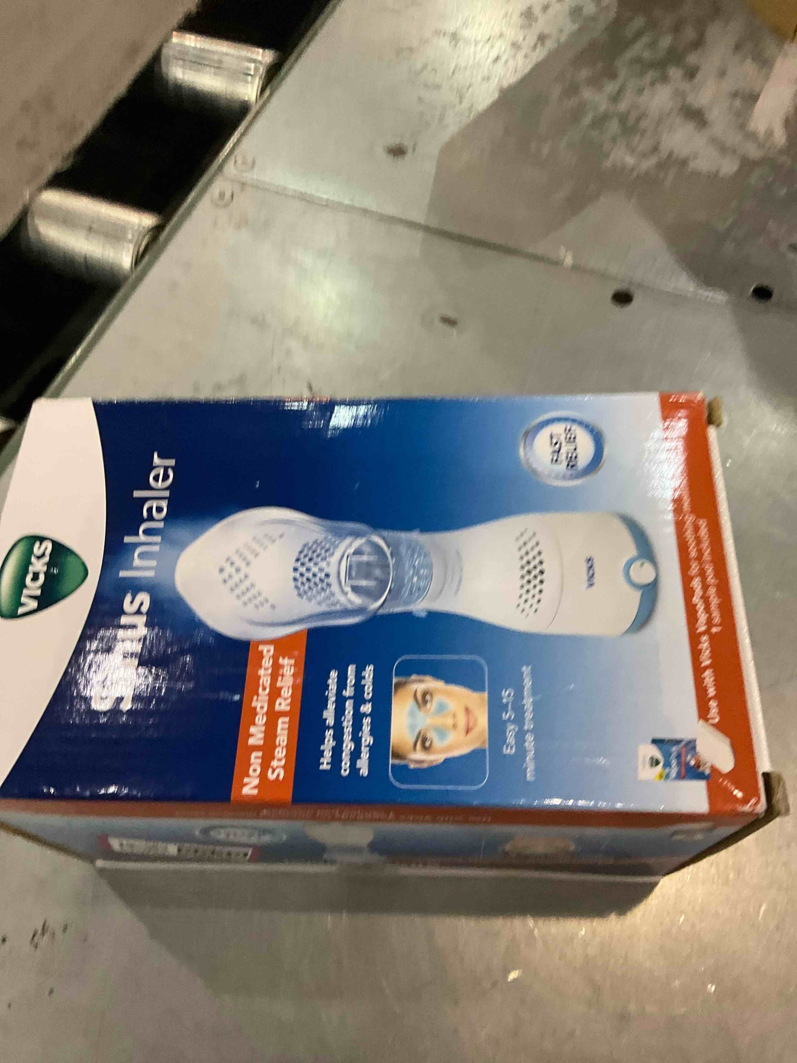 https://s3.amazonaws.com/lotting-images-prod/BargainHunt/EXS00658638_1706705787604.jpeg