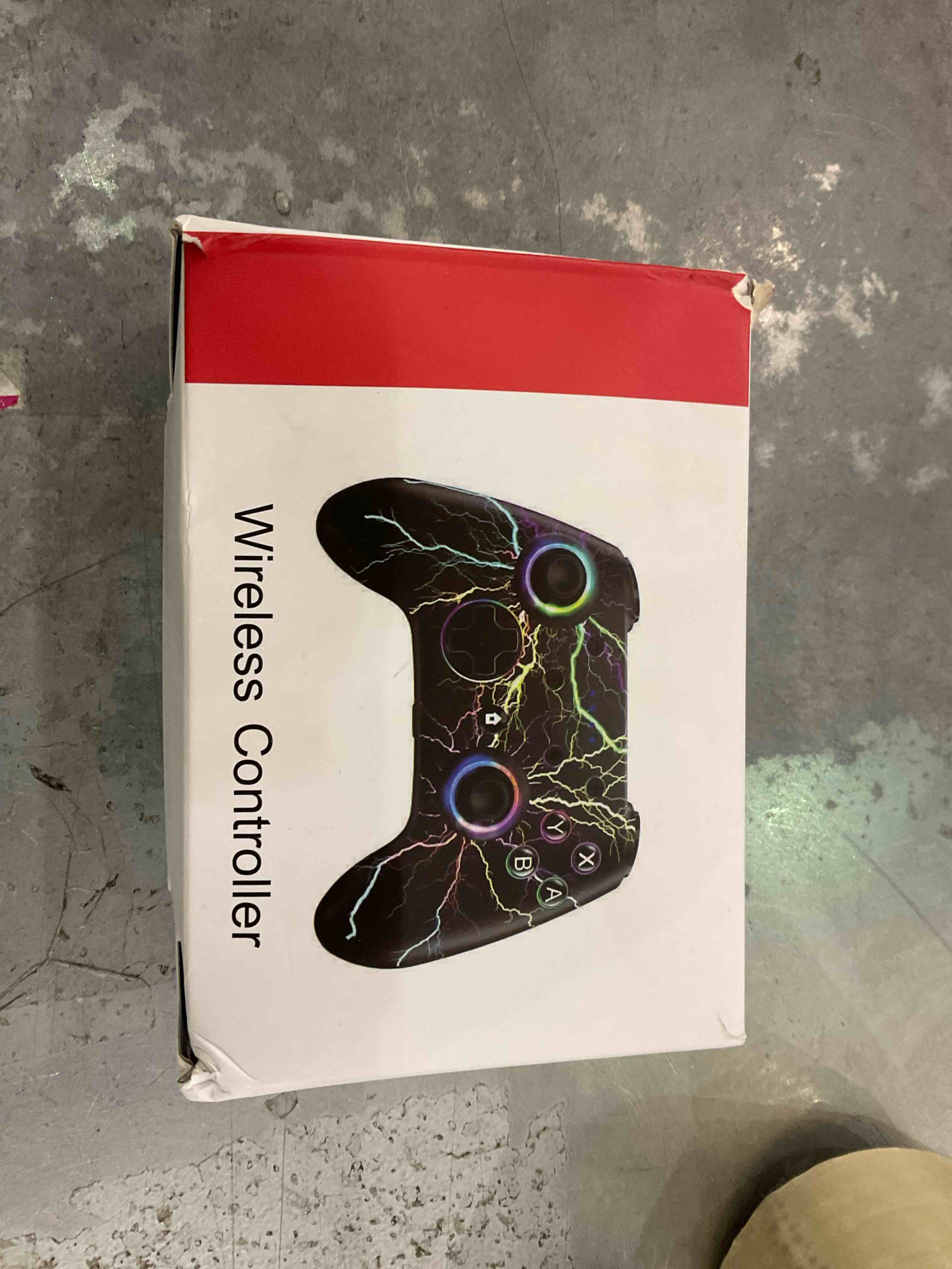 https://s3.amazonaws.com/lotting-images-prod/BargainHunt/EXS00658841_1707146147639.jpeg