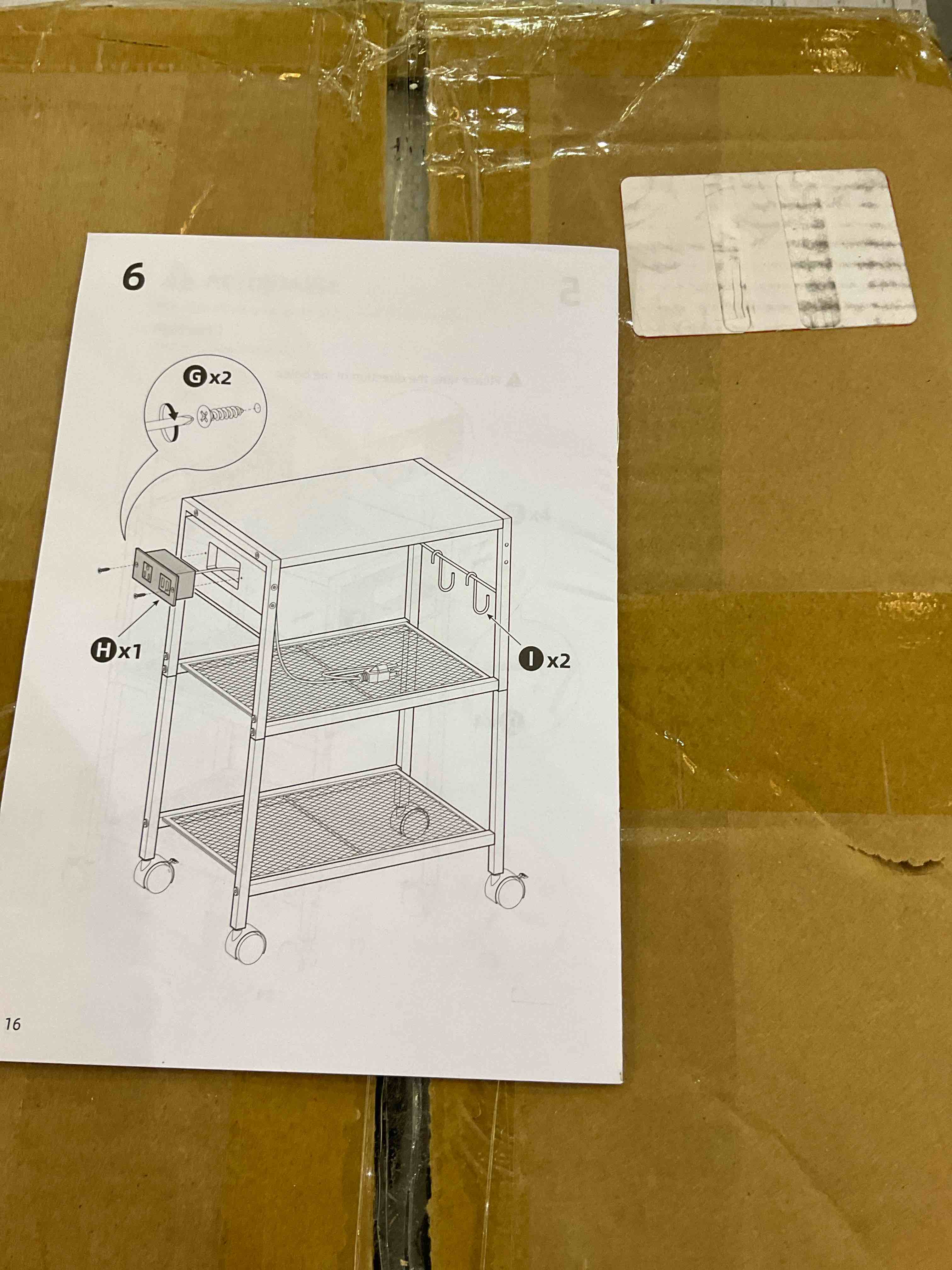 https://s3.amazonaws.com/lotting-images-prod/BargainHunt/EXS00659158_1706640240633.jpeg