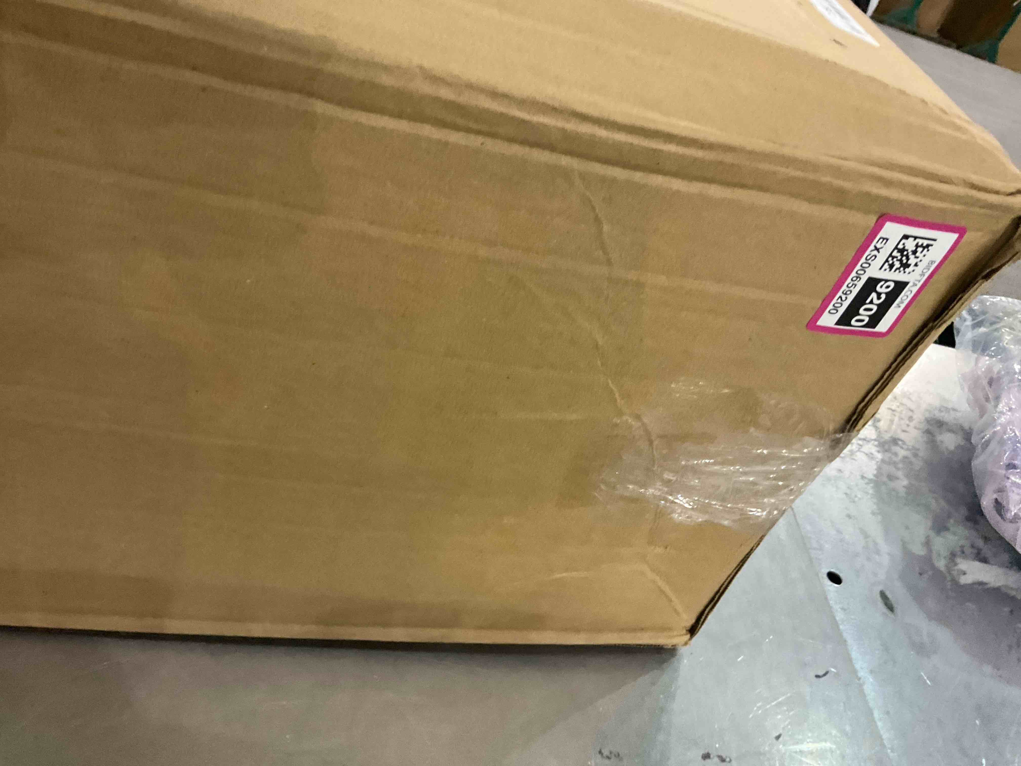 https://s3.amazonaws.com/lotting-images-prod/BargainHunt/EXS00659200_1706706469024.jpeg