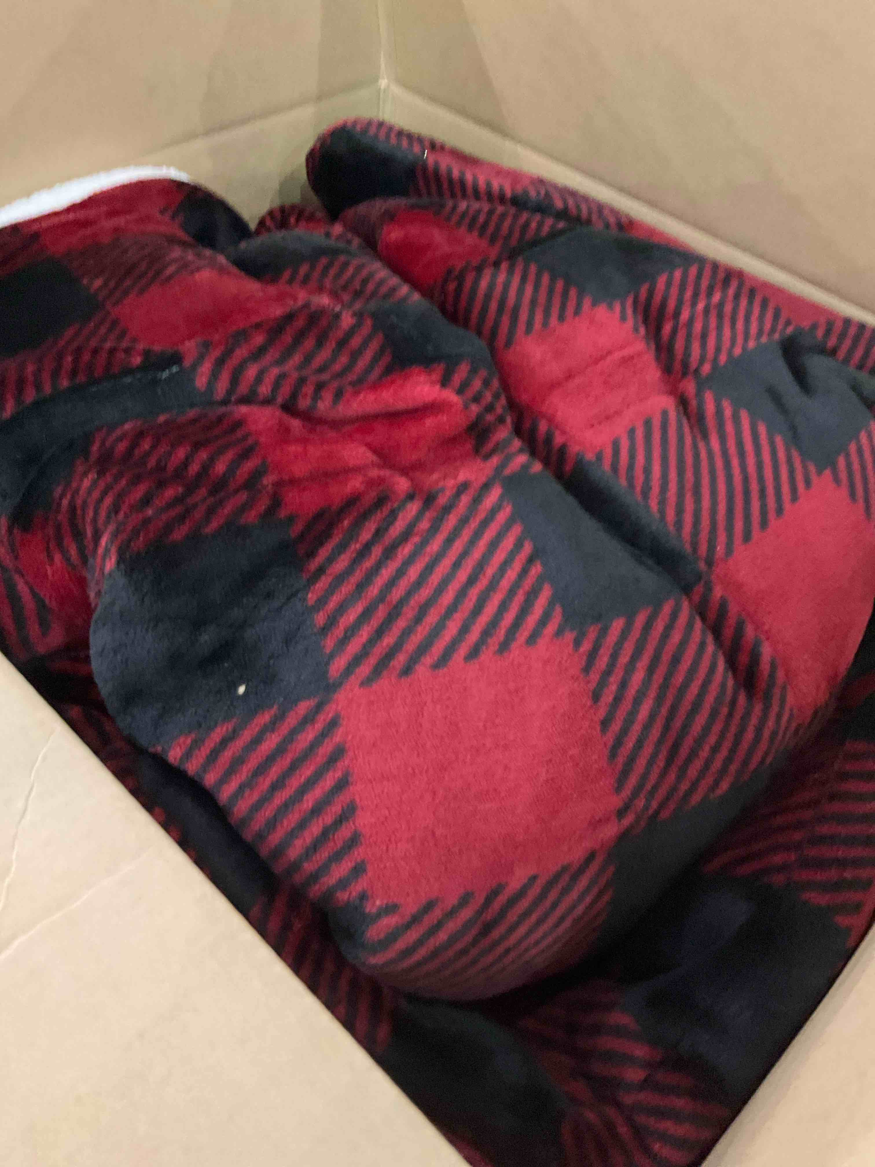 https://s3.amazonaws.com/lotting-images-prod/BargainHunt/EXS00659227_1707136433010.jpeg