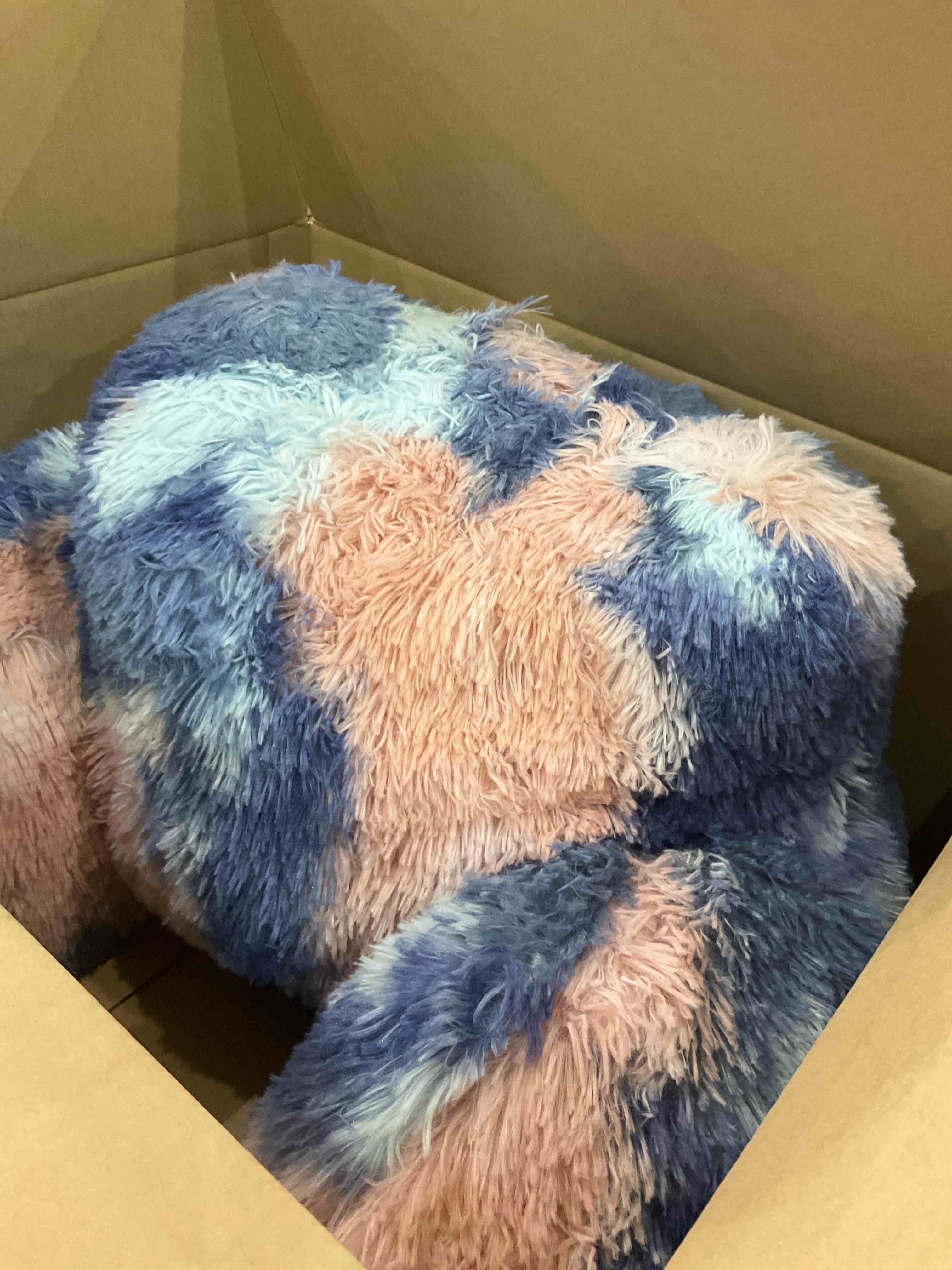 https://s3.amazonaws.com/lotting-images-prod/BargainHunt/EXS00659229_1707136263126.jpeg