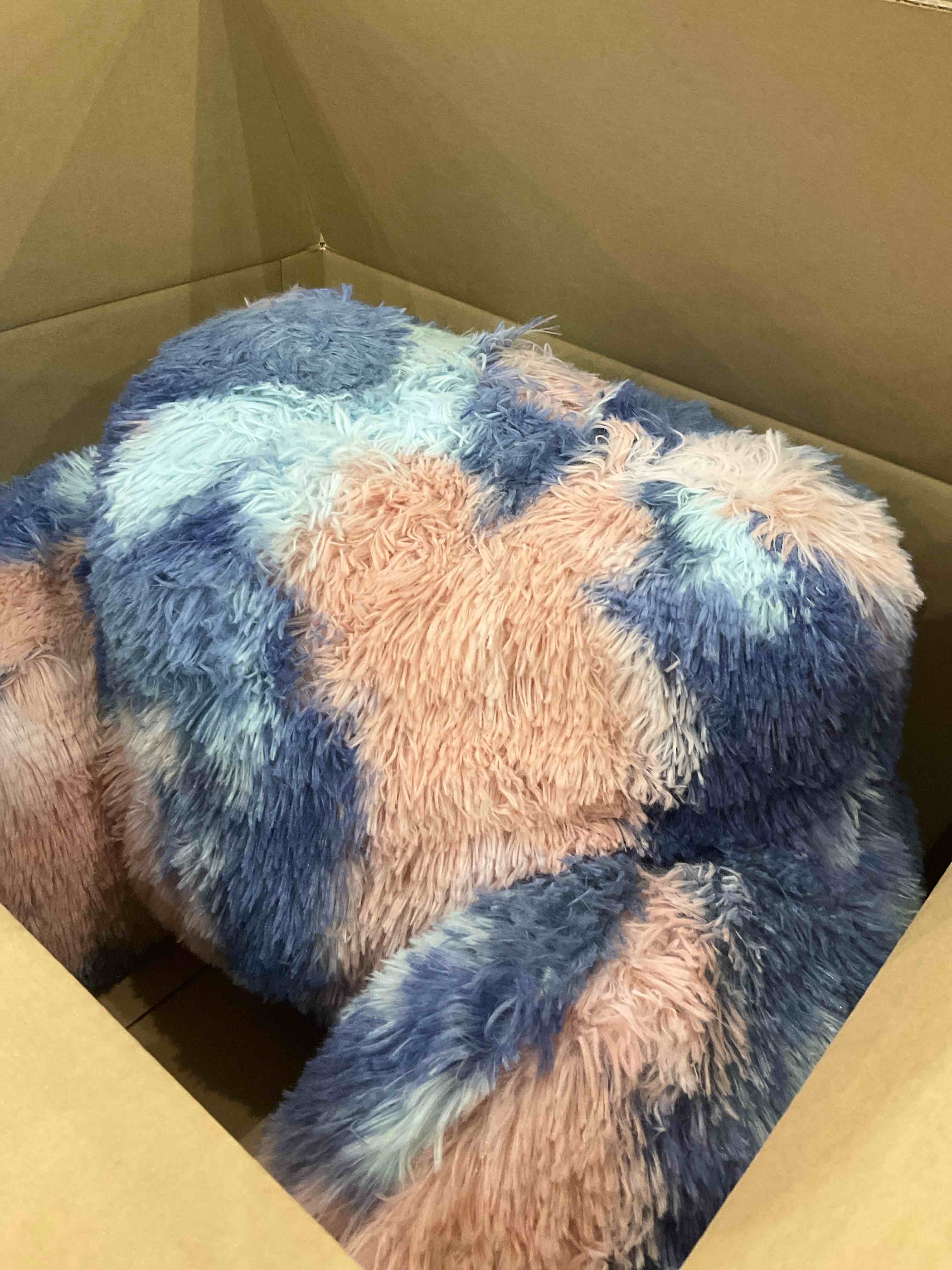 https://s3.amazonaws.com/lotting-images-prod/BargainHunt/EXS00659229_1707136264123.jpeg