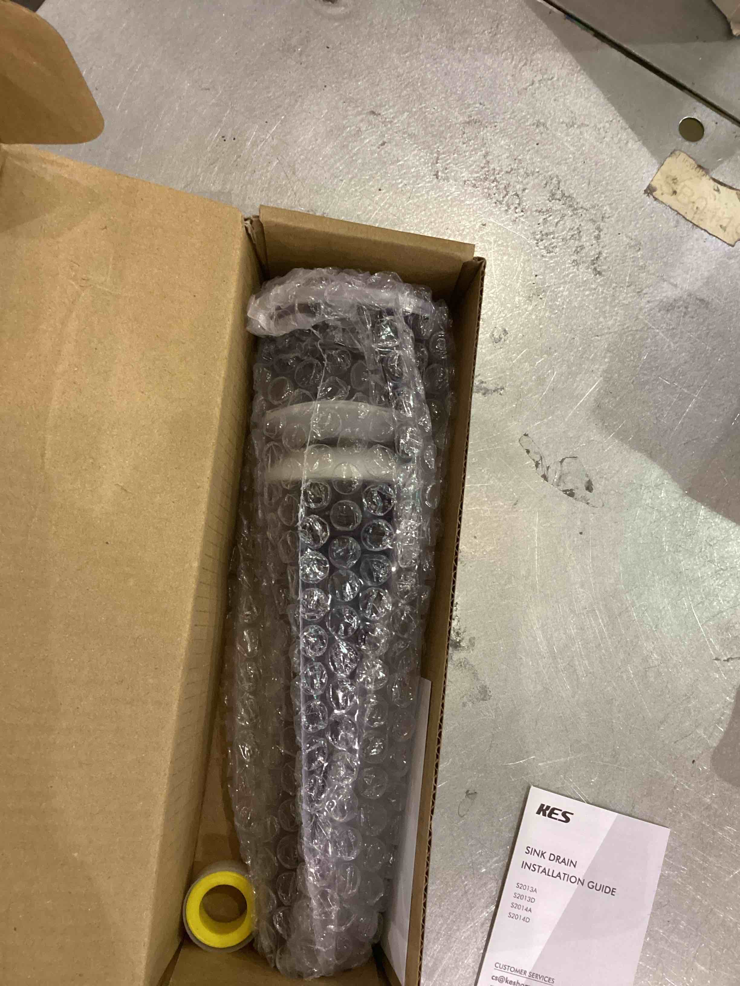 https://s3.amazonaws.com/lotting-images-prod/BargainHunt/EXS00659265_1706797669722.jpeg