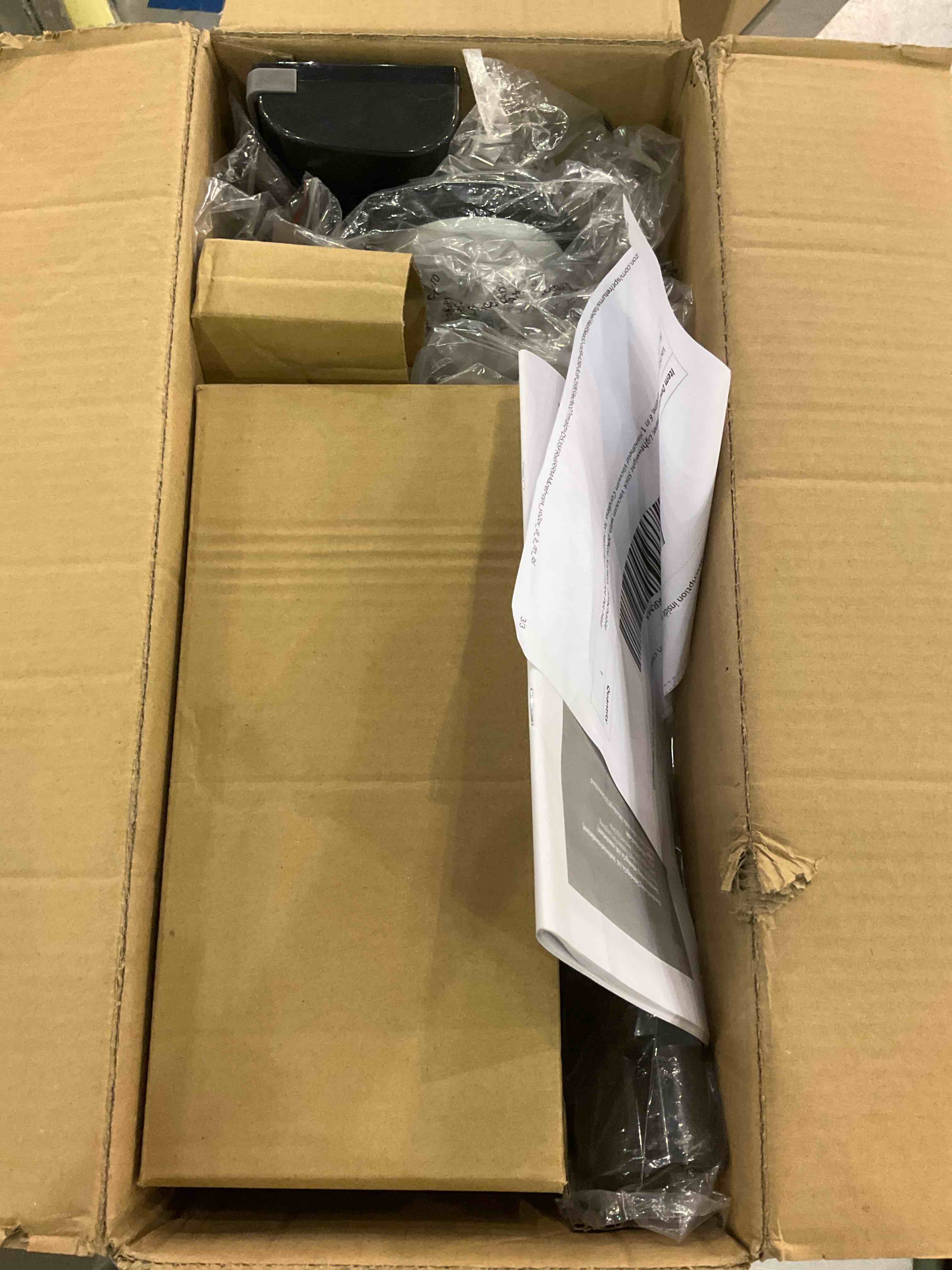 https://s3.amazonaws.com/lotting-images-prod/BargainHunt/EXS00674620_1710505886672.jpeg