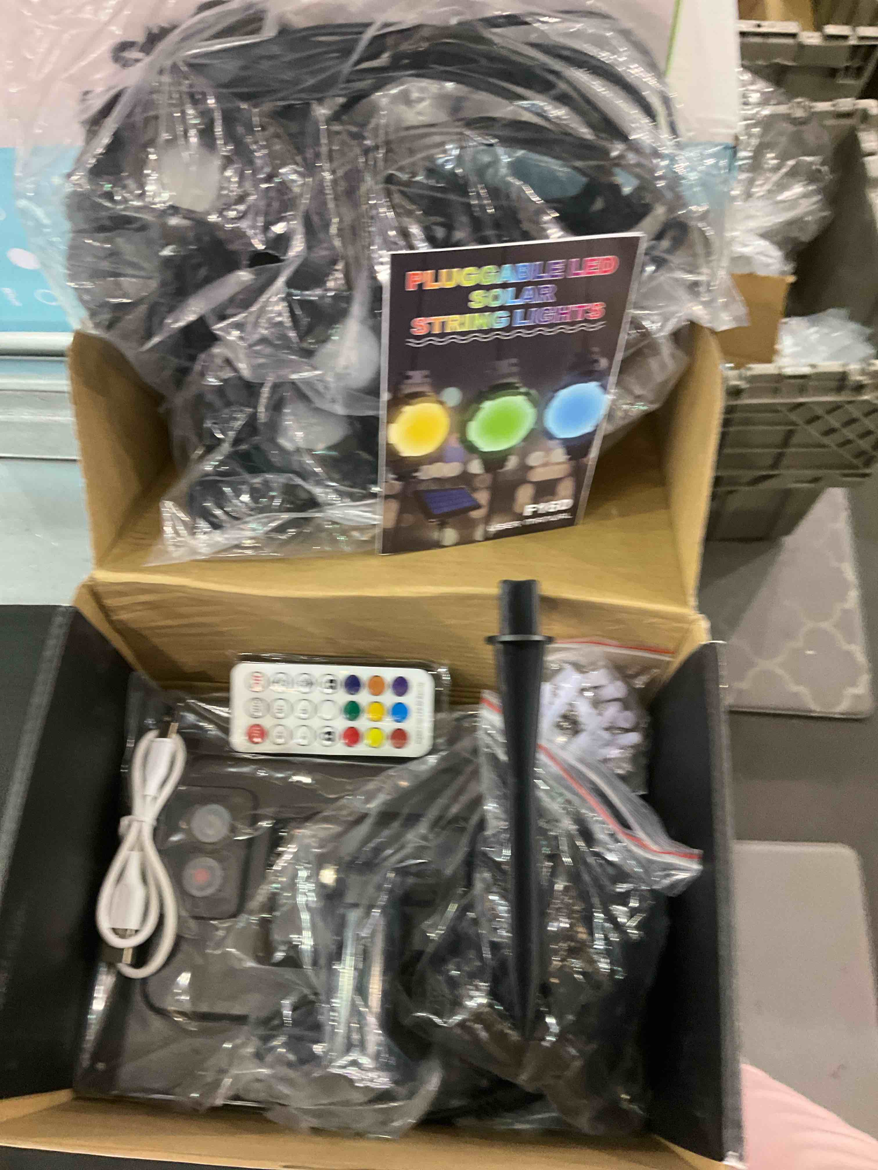 https://s3.amazonaws.com/lotting-images-prod/BargainHunt/EXS00674660_1709576617638.jpeg