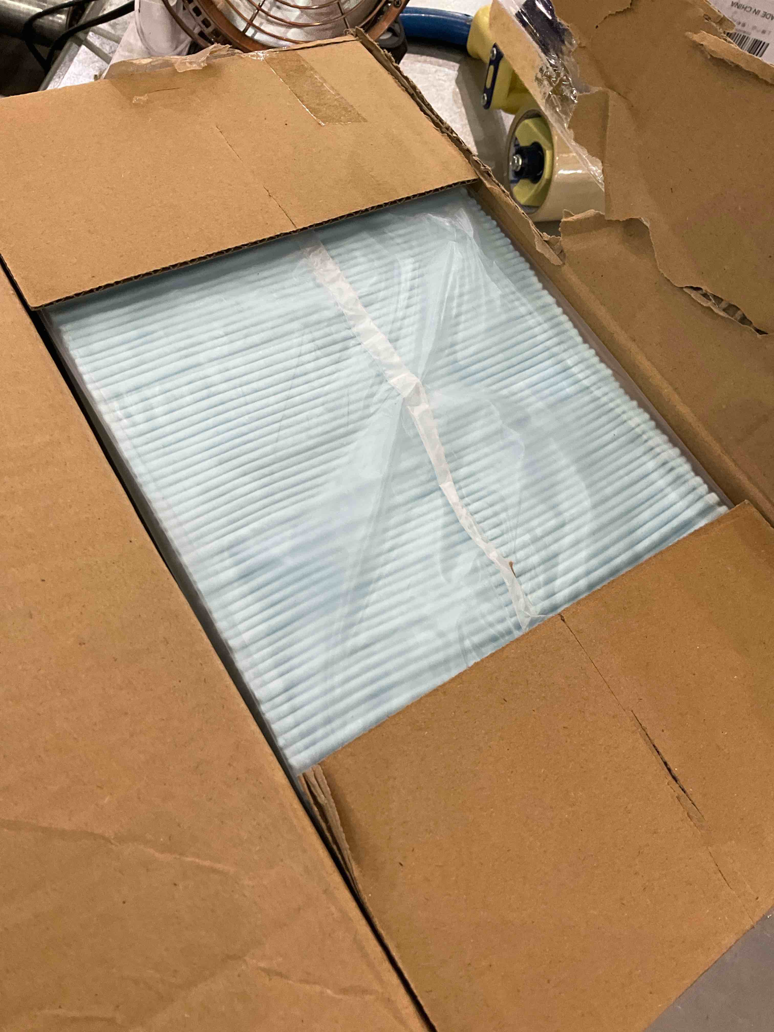 https://s3.amazonaws.com/lotting-images-prod/BargainHunt/EXS00700205_1707335997783.jpeg