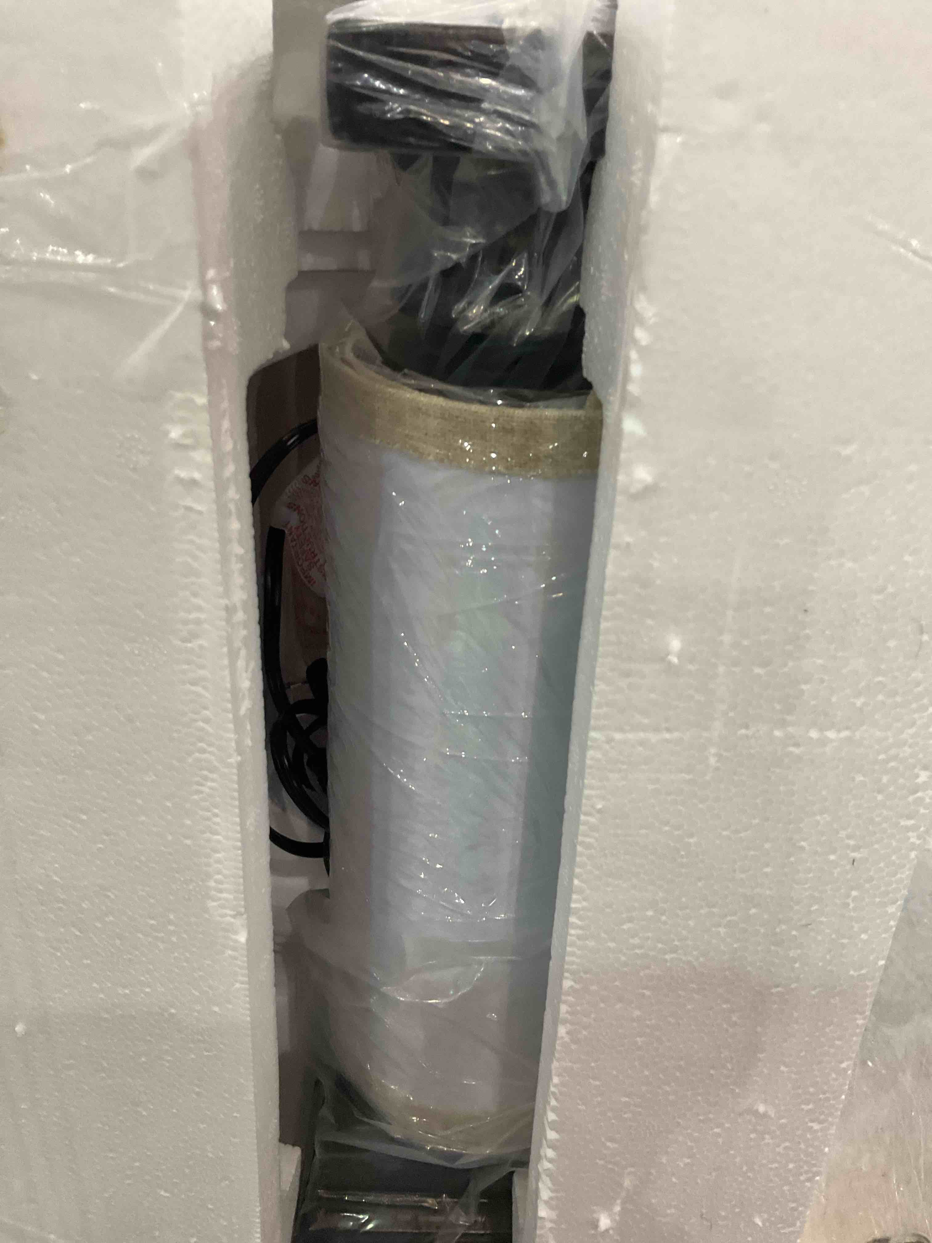 https://s3.amazonaws.com/lotting-images-prod/BargainHunt/EXS00700317_1707408993404.jpeg