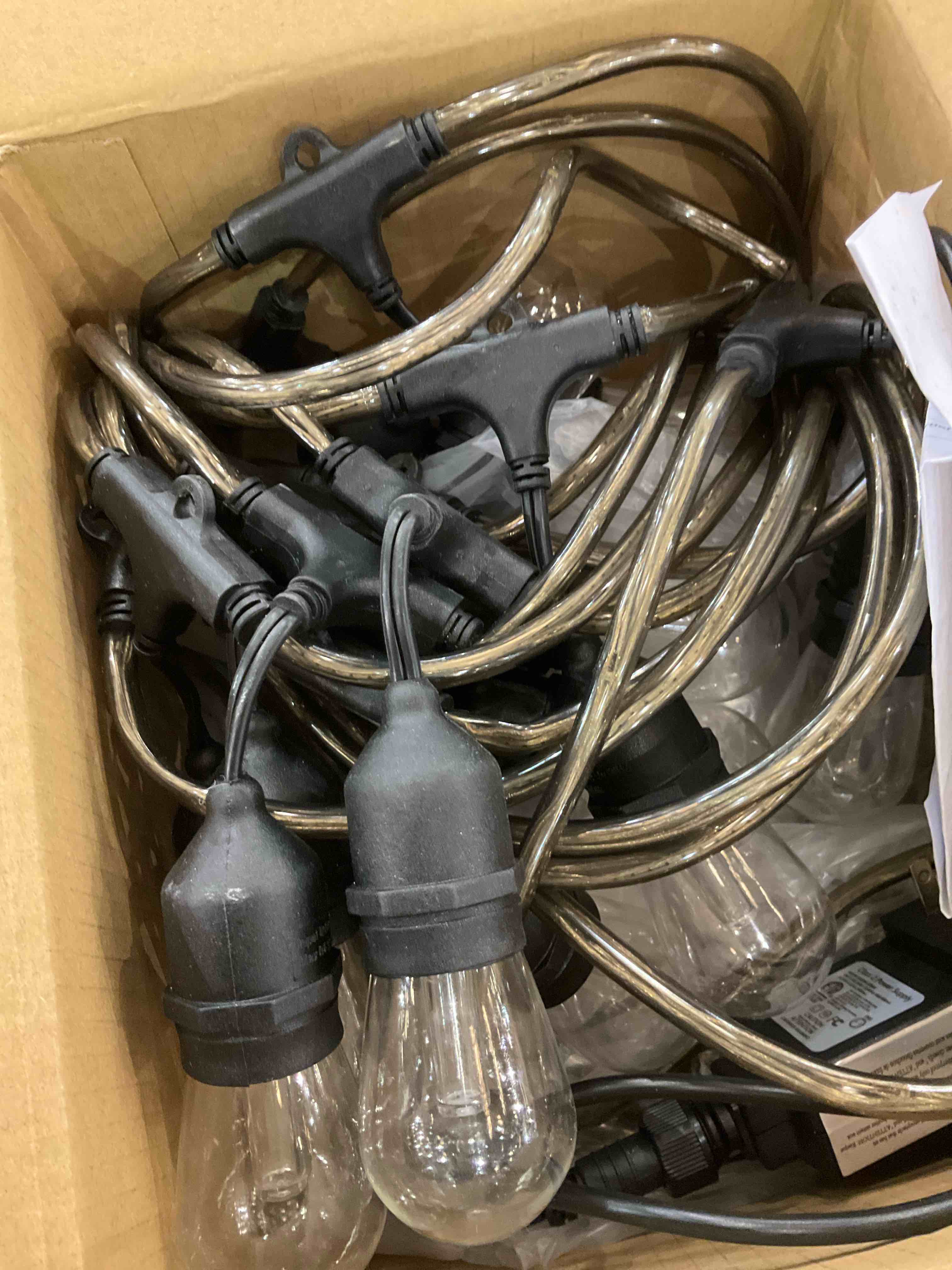 https://s3.amazonaws.com/lotting-images-prod/BargainHunt/EXS00700342_1707414939391.jpeg