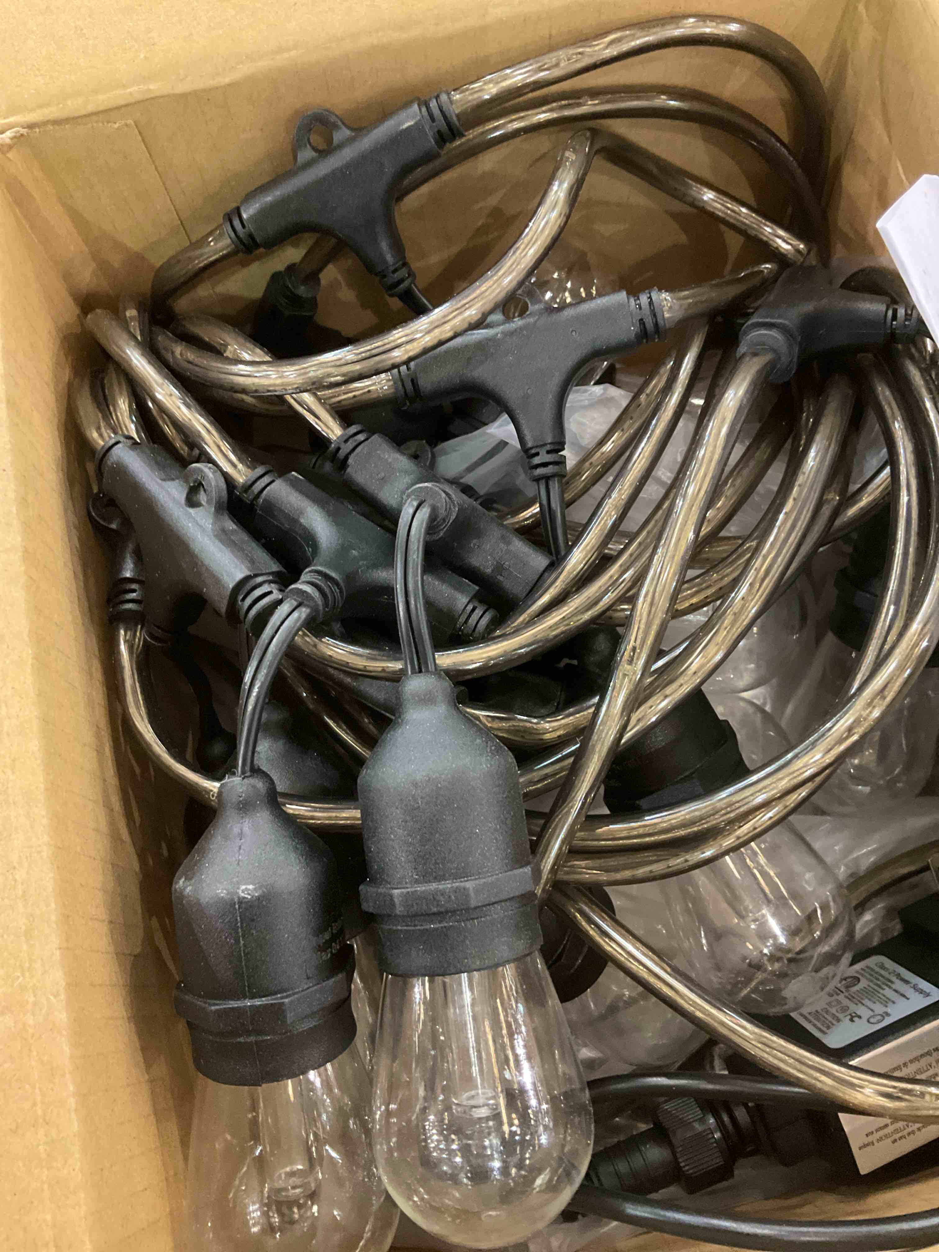 https://s3.amazonaws.com/lotting-images-prod/BargainHunt/EXS00700342_1707414940318.jpeg