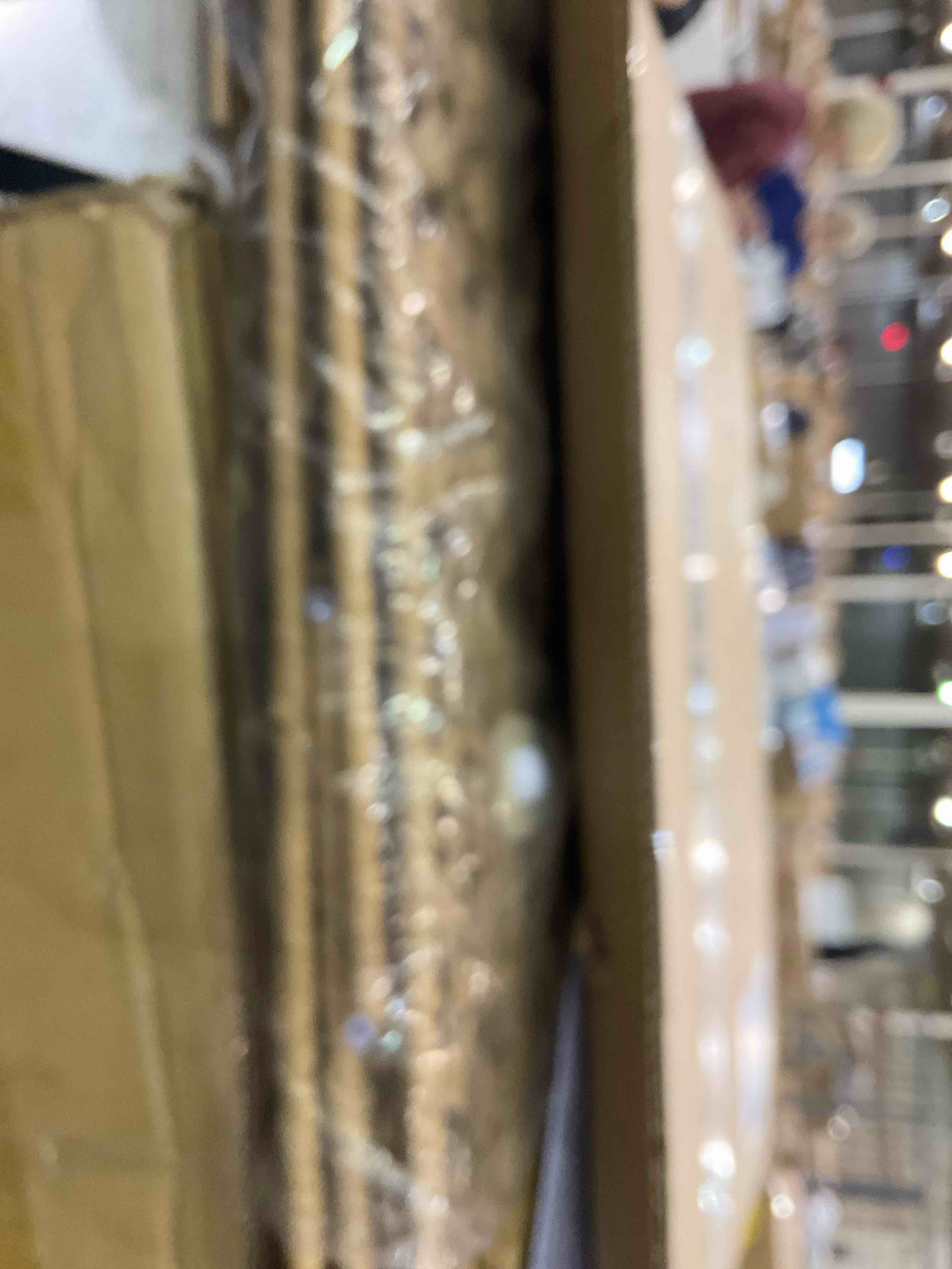 https://s3.amazonaws.com/lotting-images-prod/BargainHunt/EXS00700454_1707491399891.jpeg