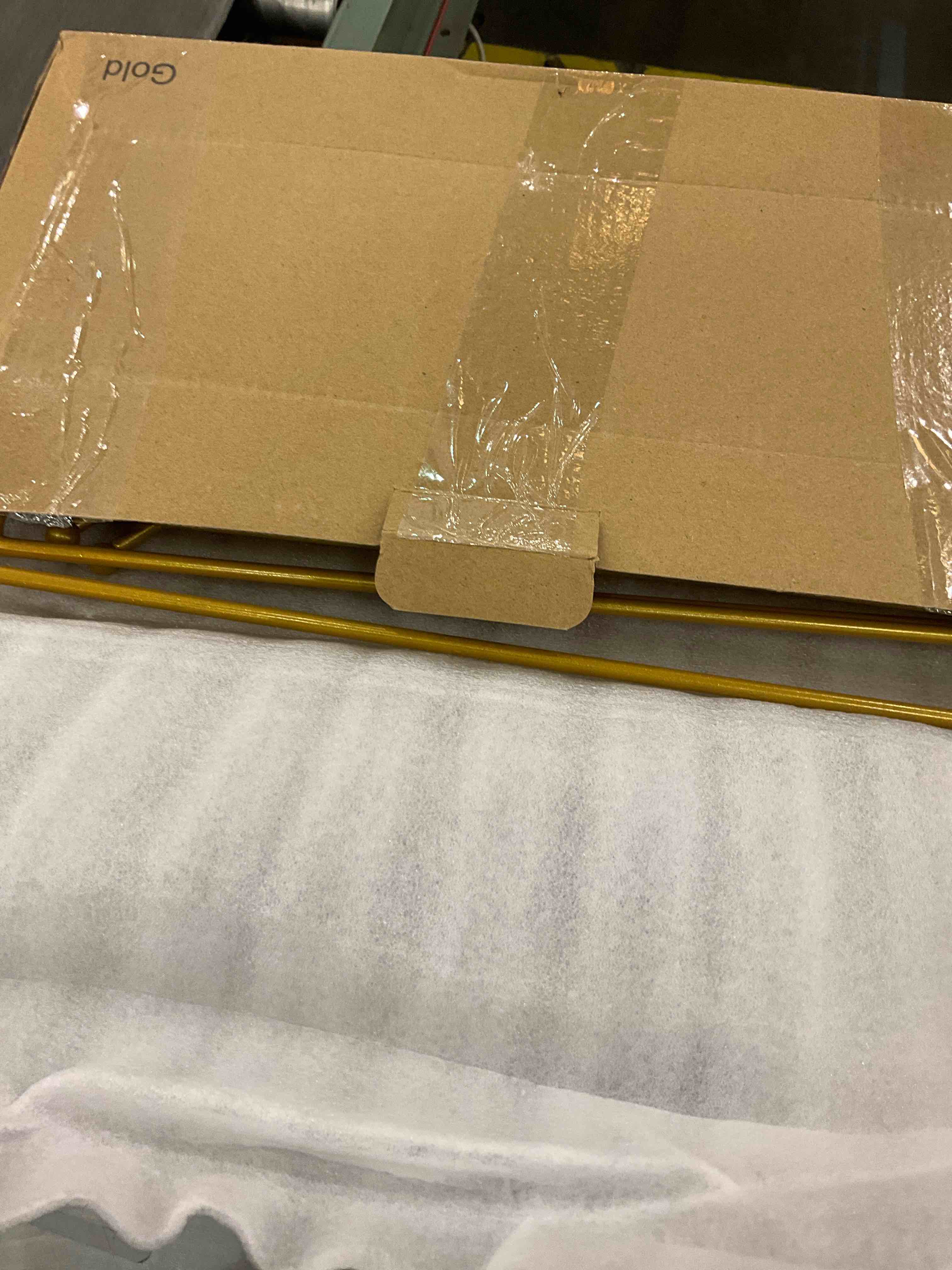 https://s3.amazonaws.com/lotting-images-prod/BargainHunt/EXS00700746_1707147791290.jpeg
