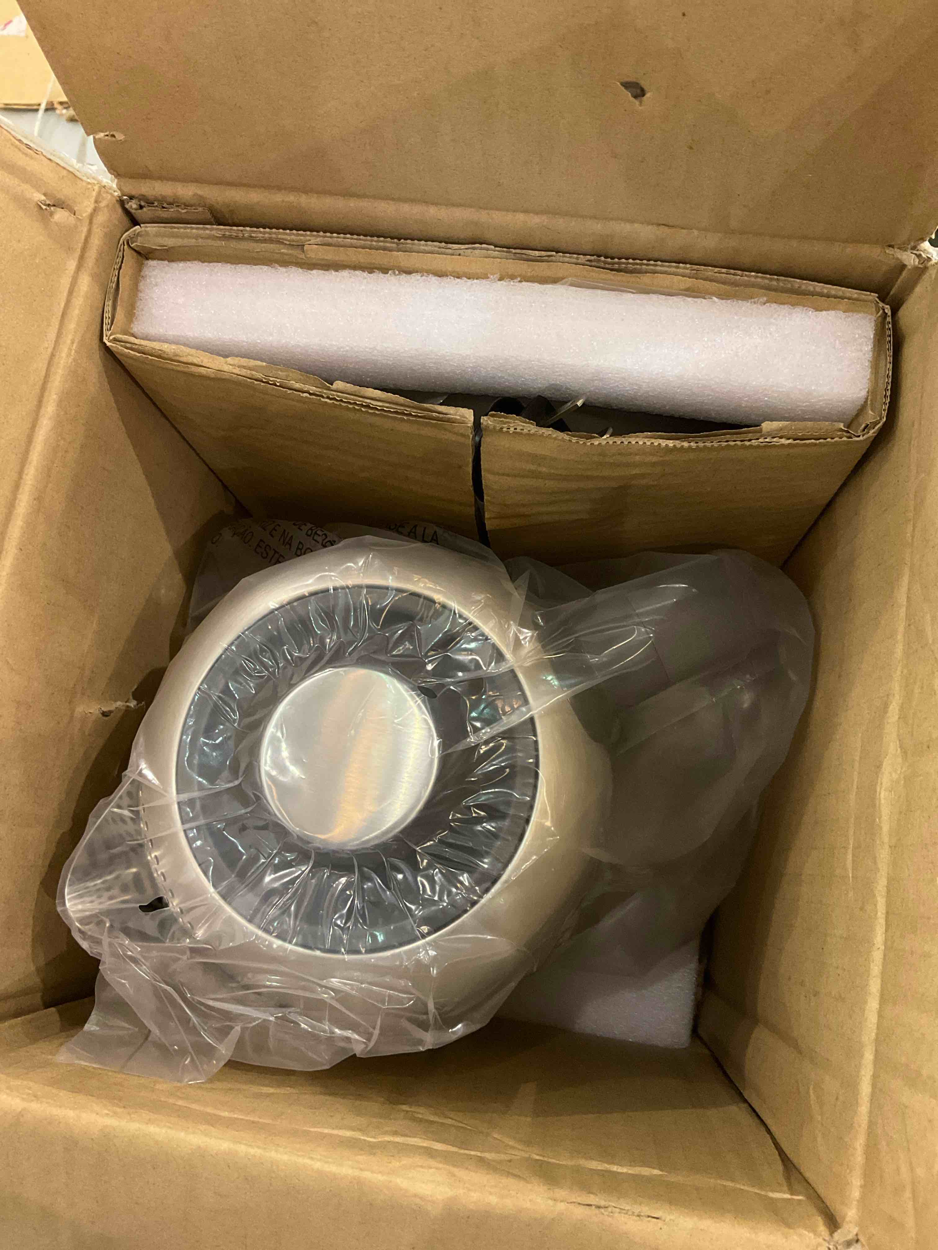 https://s3.amazonaws.com/lotting-images-prod/BargainHunt/EXS00701278_1706817389154.jpeg