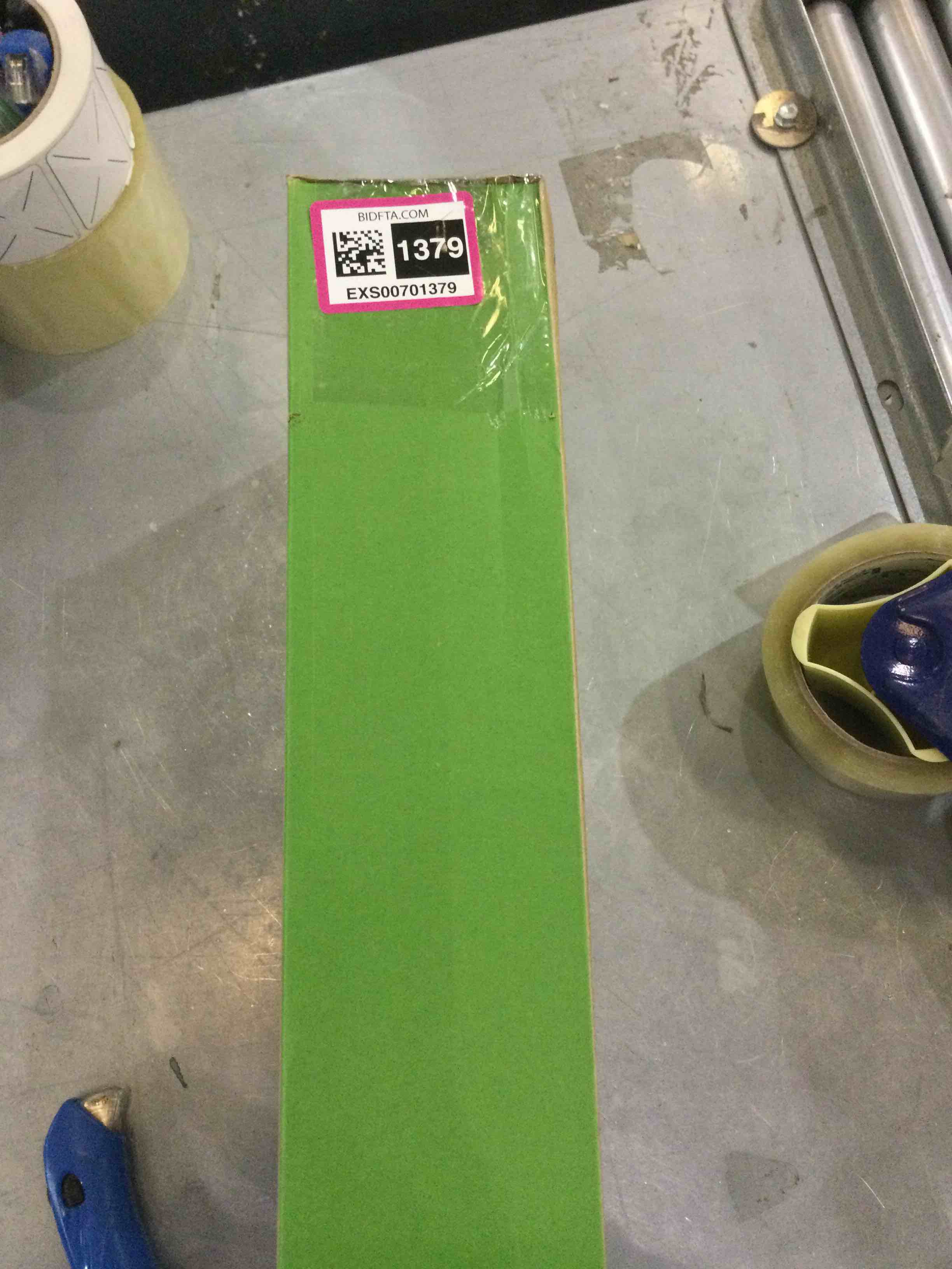 https://s3.amazonaws.com/lotting-images-prod/BargainHunt/EXS00701379_1706889886941.jpeg