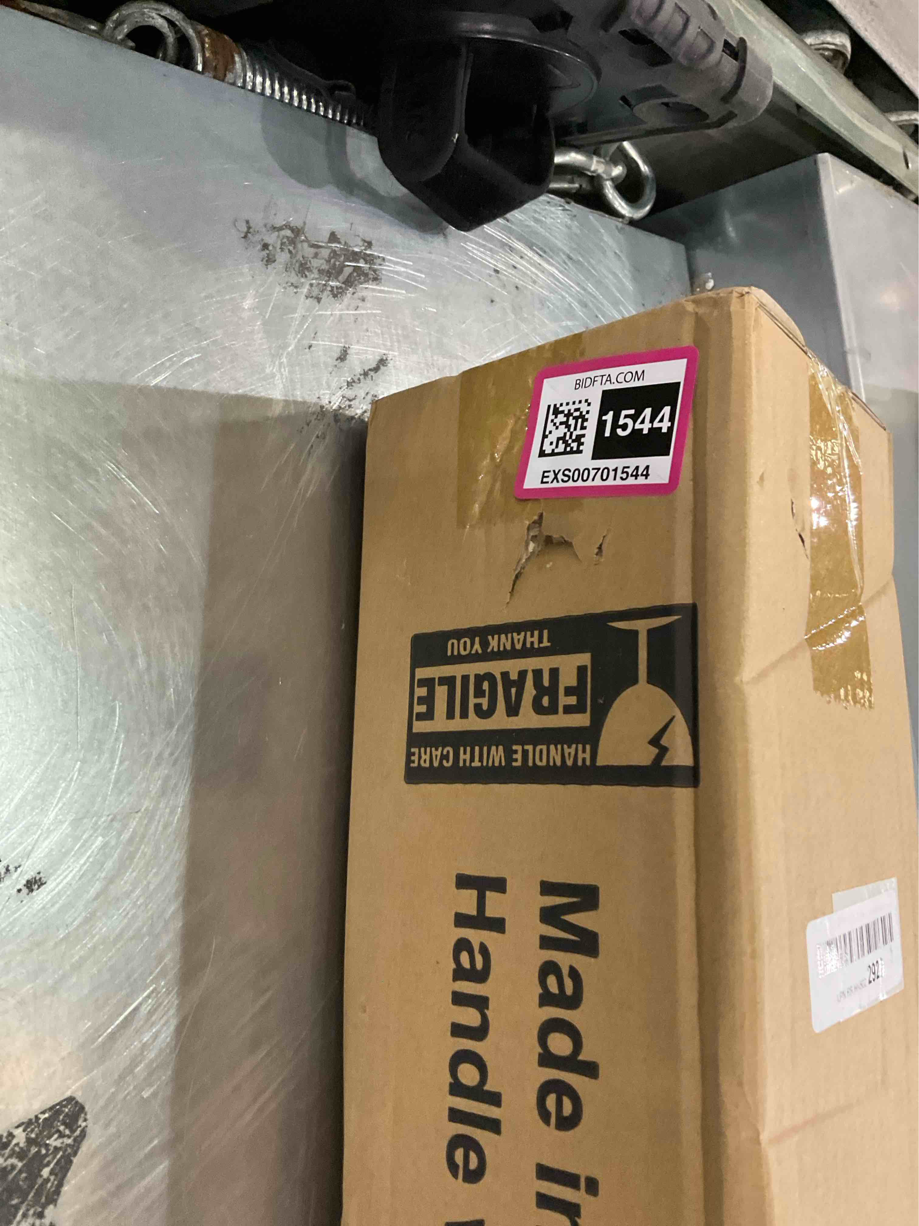 https://s3.amazonaws.com/lotting-images-prod/BargainHunt/EXS00701544_1707230468478.jpeg