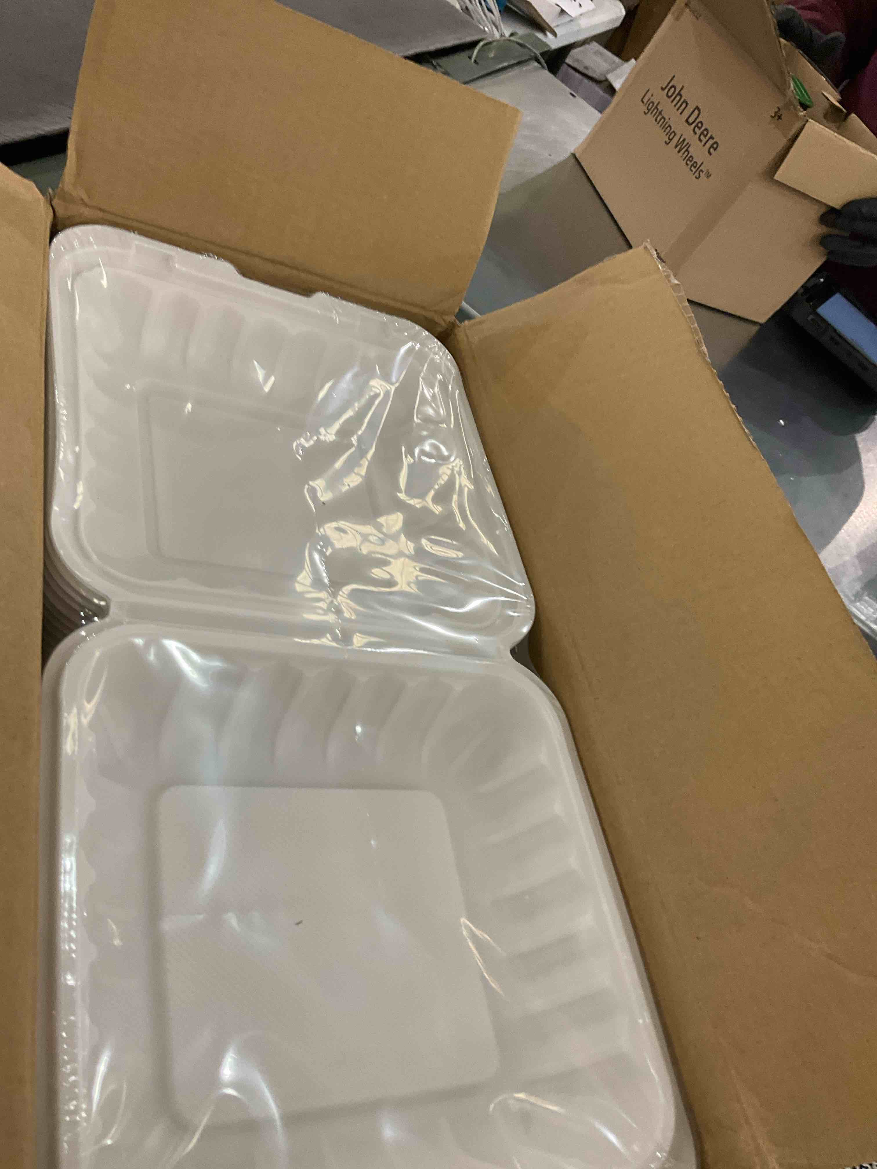 https://s3.amazonaws.com/lotting-images-prod/BargainHunt/EXS00701560_1707230983011.jpeg