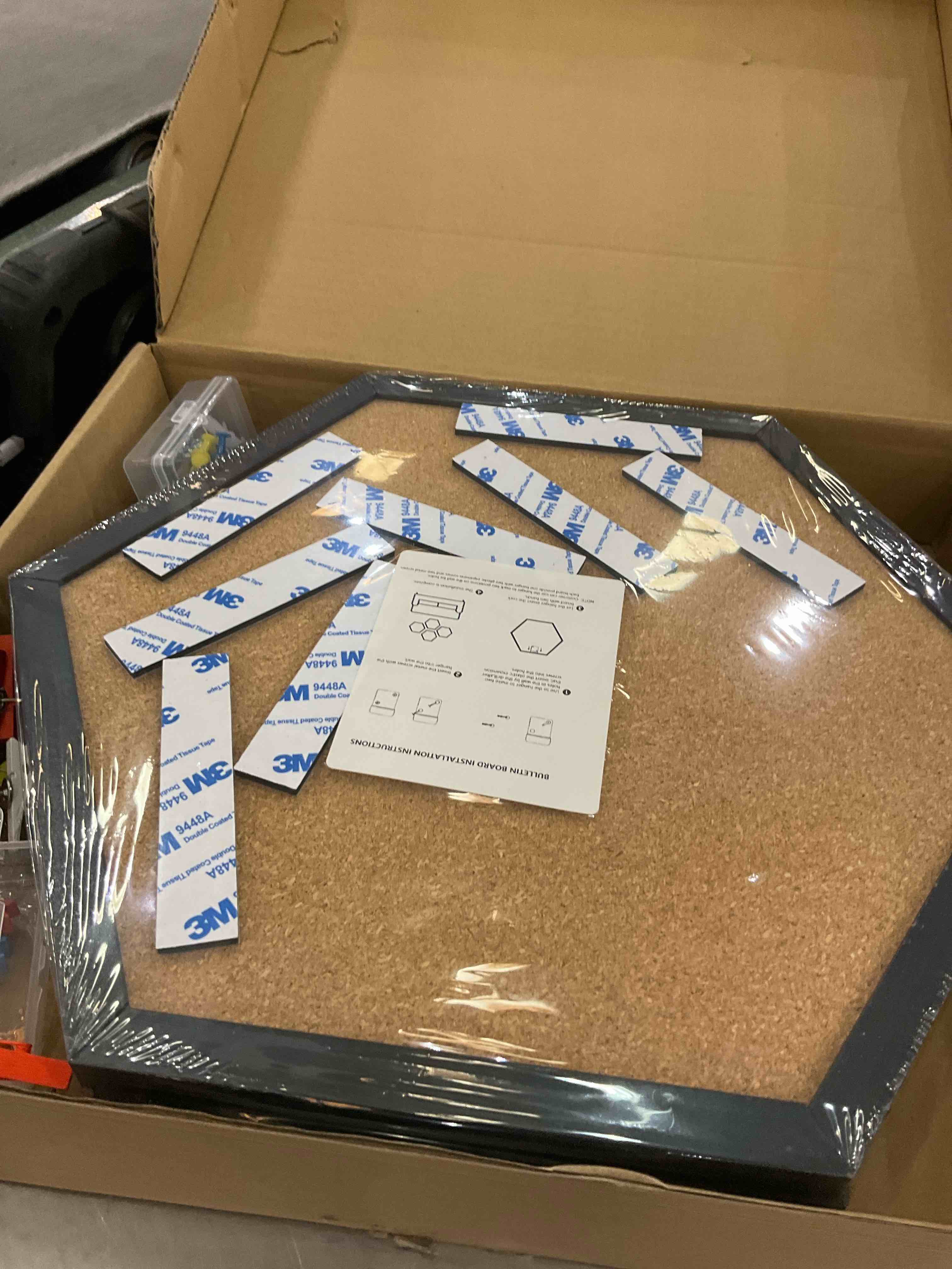 https://s3.amazonaws.com/lotting-images-prod/BargainHunt/EXS00701608_1707242127561.jpeg