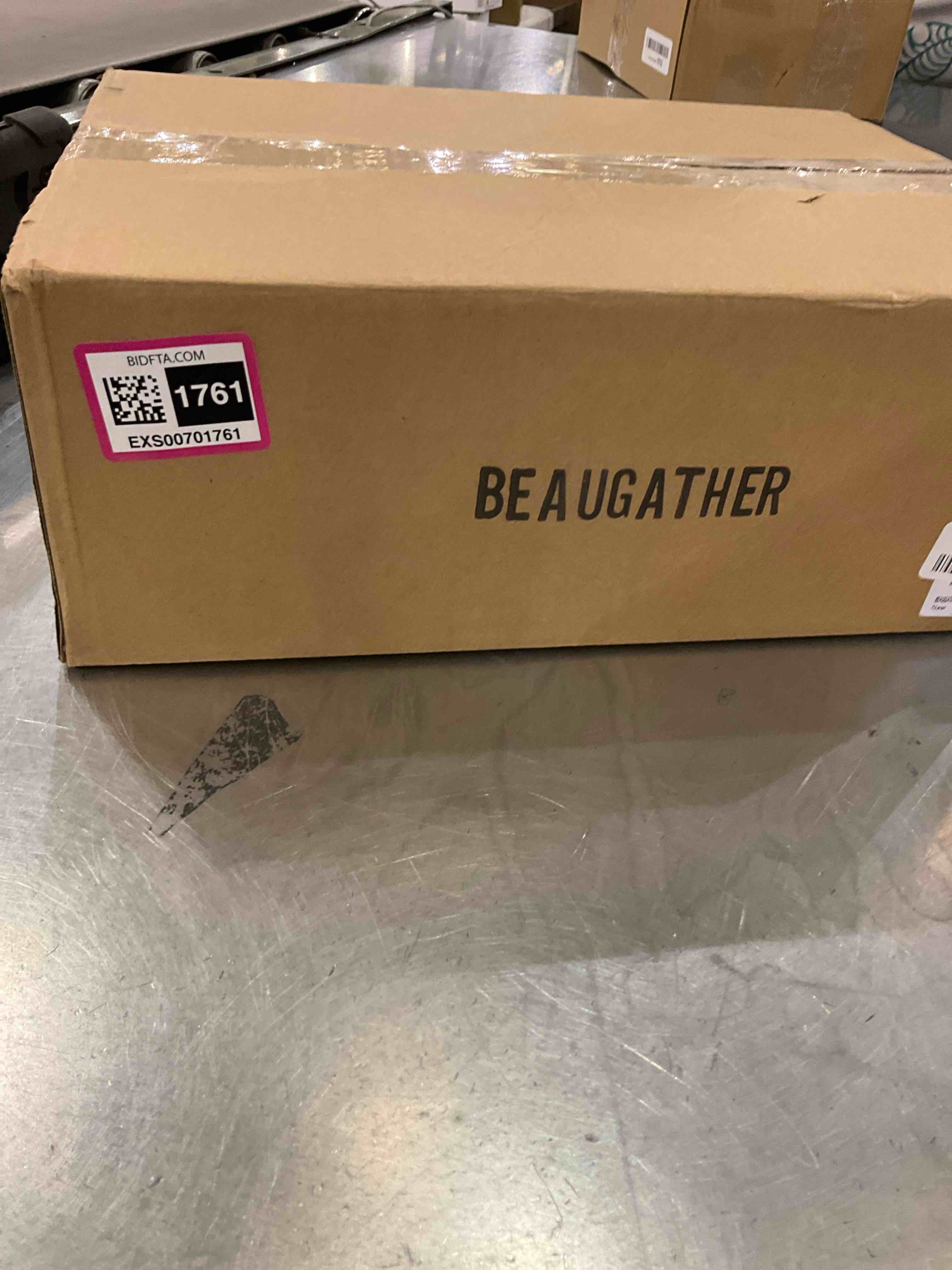 https://s3.amazonaws.com/lotting-images-prod/BargainHunt/EXS00701761_1707322577544.jpeg