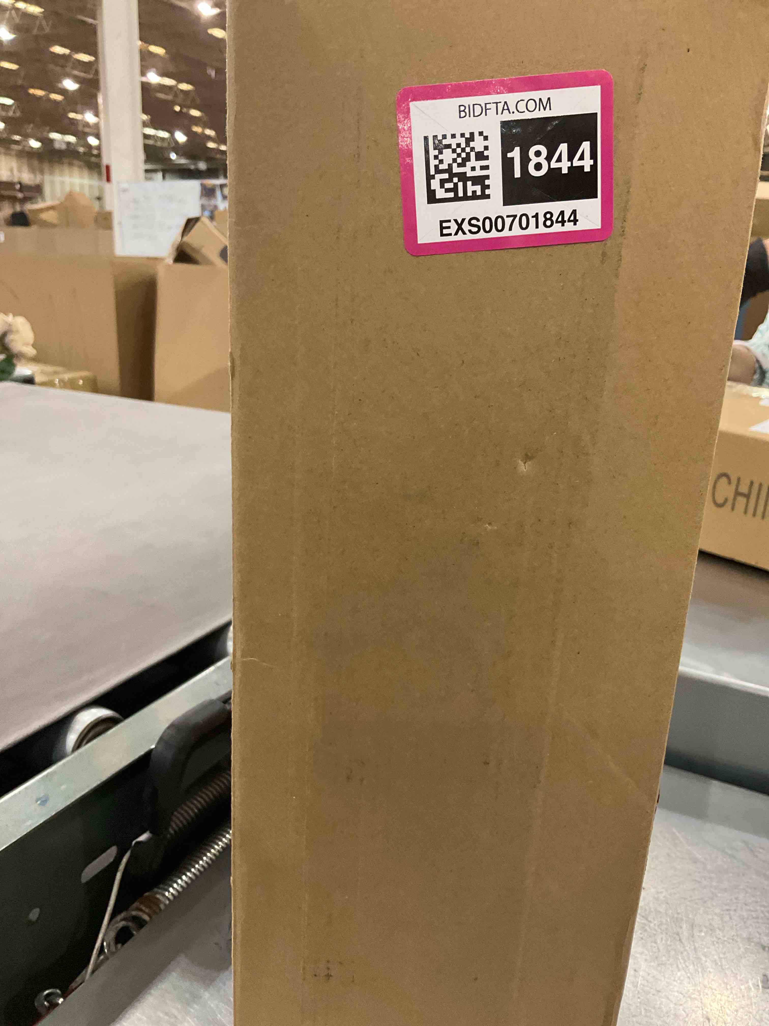 https://s3.amazonaws.com/lotting-images-prod/BargainHunt/EXS00701844_1707335764169.jpeg