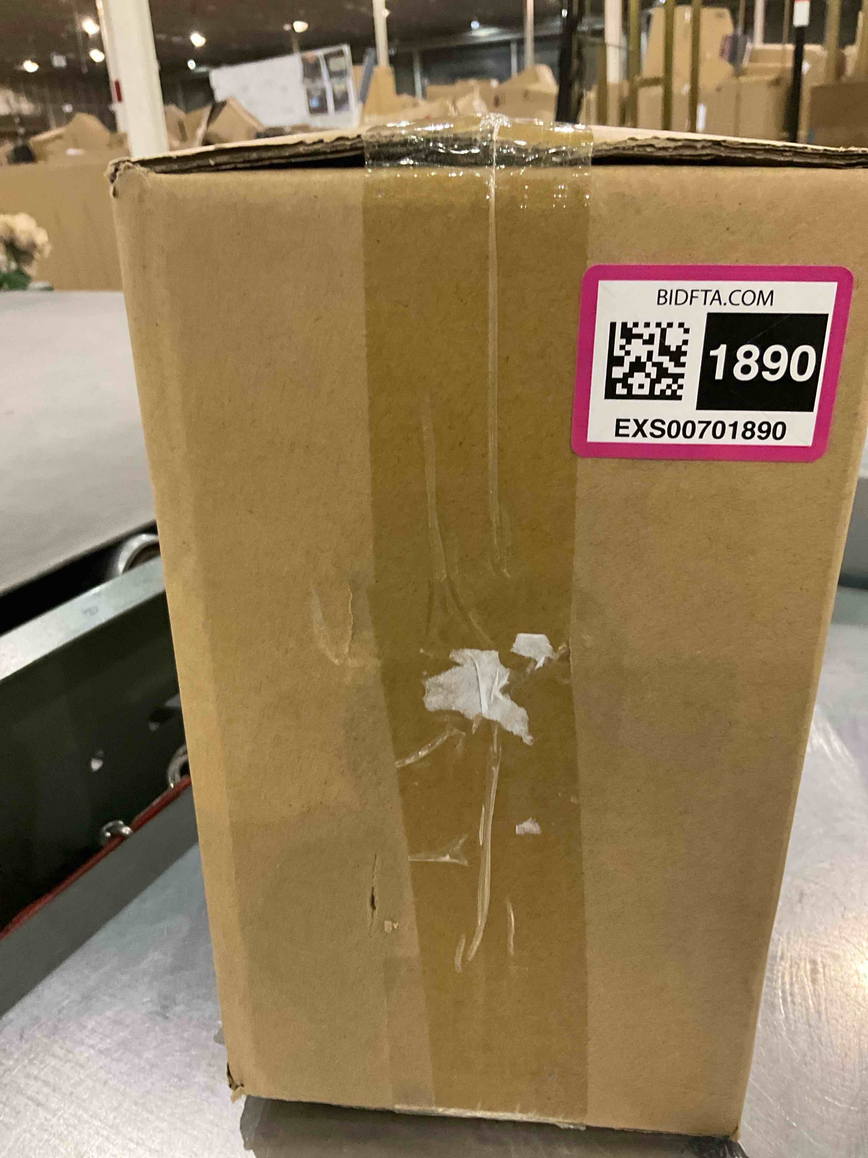https://s3.amazonaws.com/lotting-images-prod/BargainHunt/EXS00701890_1707397152640.jpeg