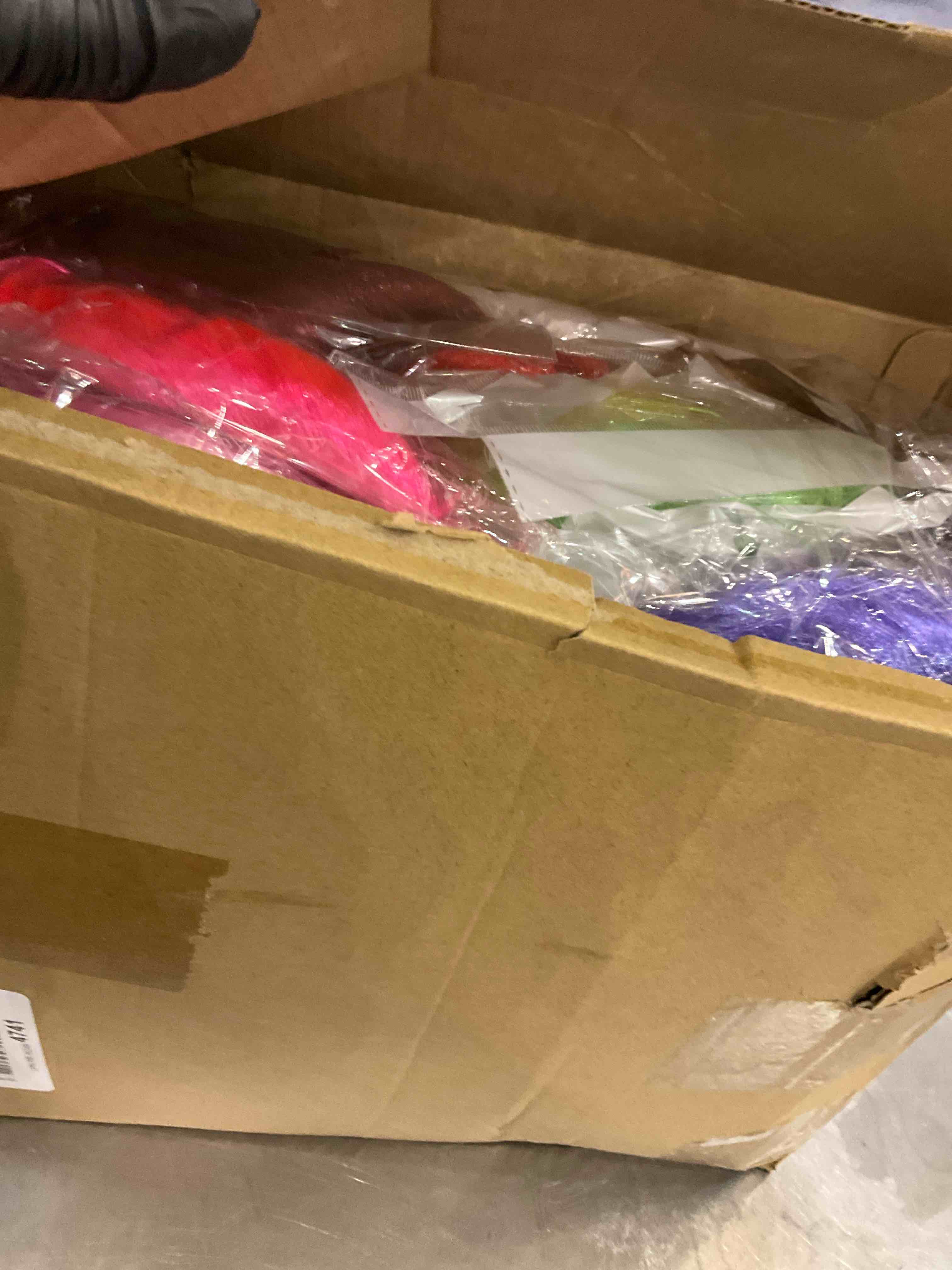 https://s3.amazonaws.com/lotting-images-prod/BargainHunt/EXS00701937_1707404747650.jpeg