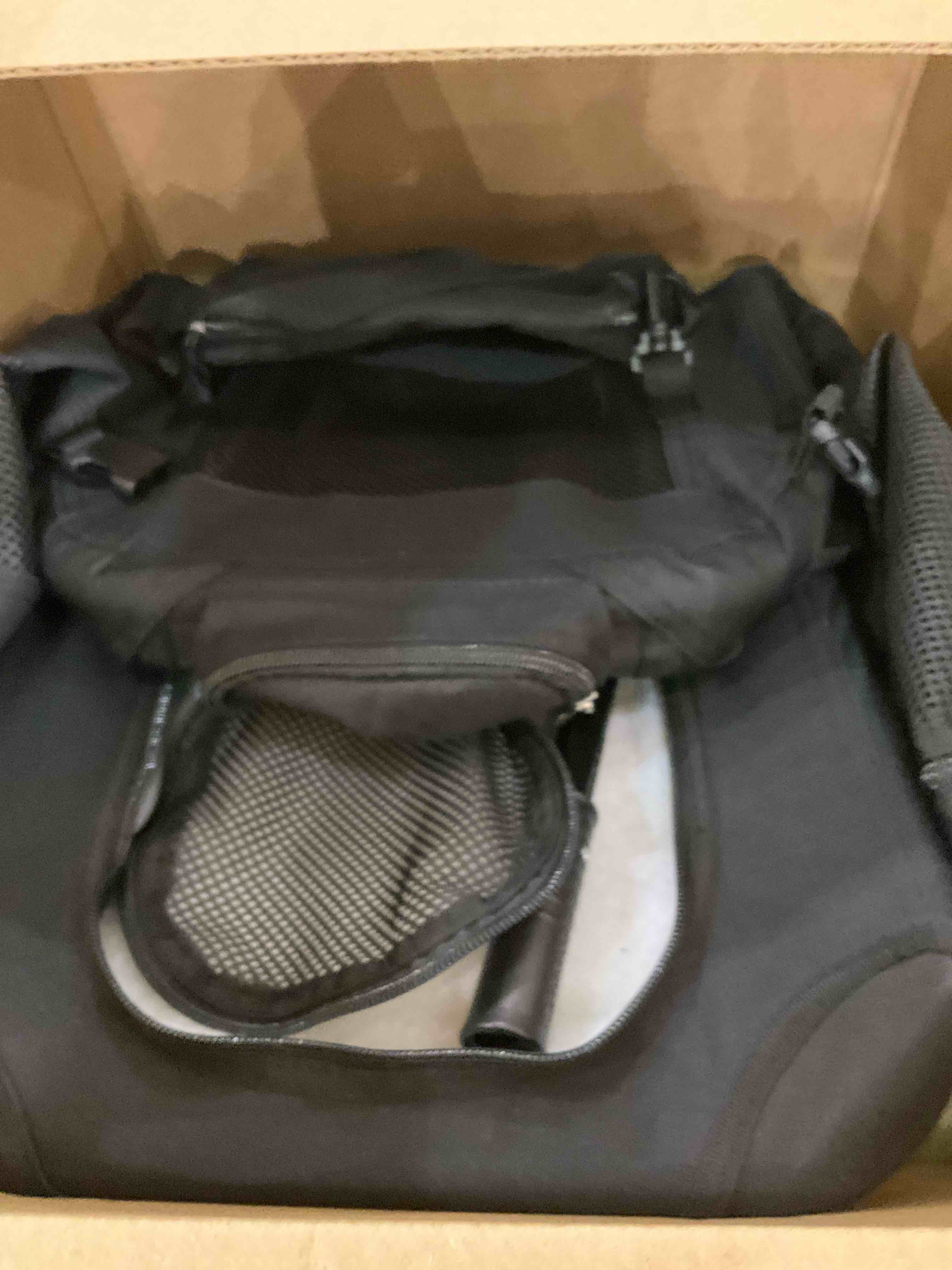 https://s3.amazonaws.com/lotting-images-prod/BargainHunt/EXS00702558_1708615130890.jpeg