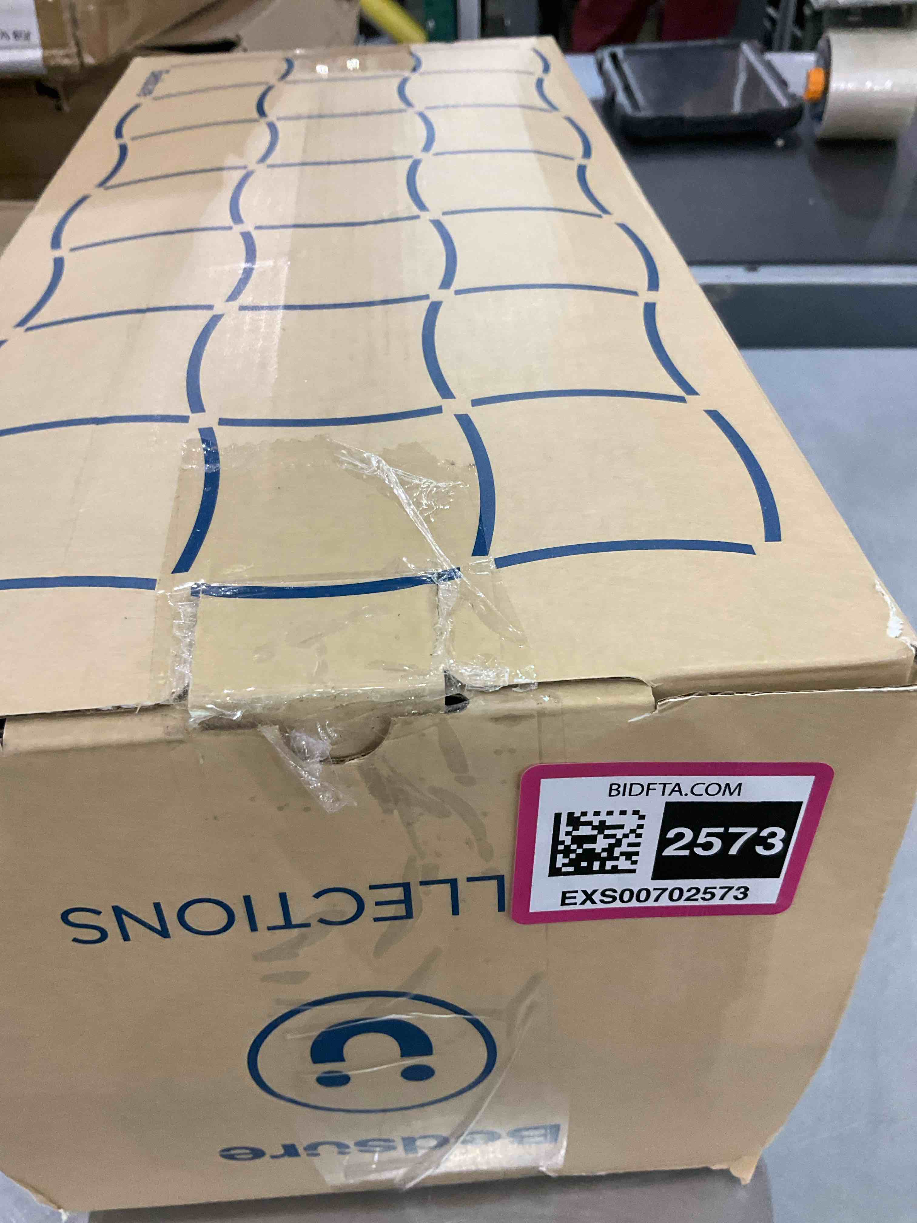 https://s3.amazonaws.com/lotting-images-prod/BargainHunt/EXS00702573_1708625304923.jpeg