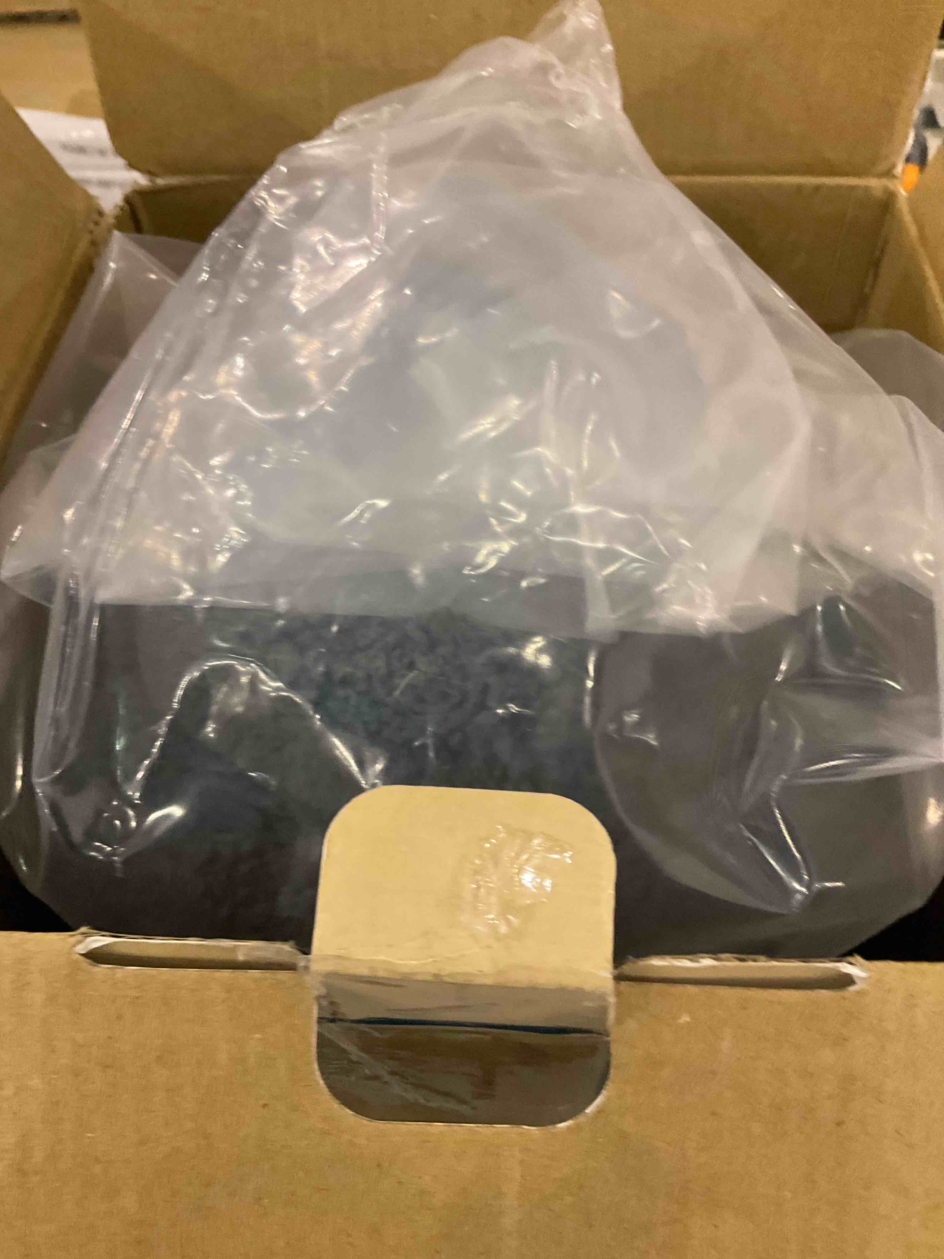 https://s3.amazonaws.com/lotting-images-prod/BargainHunt/EXS00702573_1708625336078.jpeg
