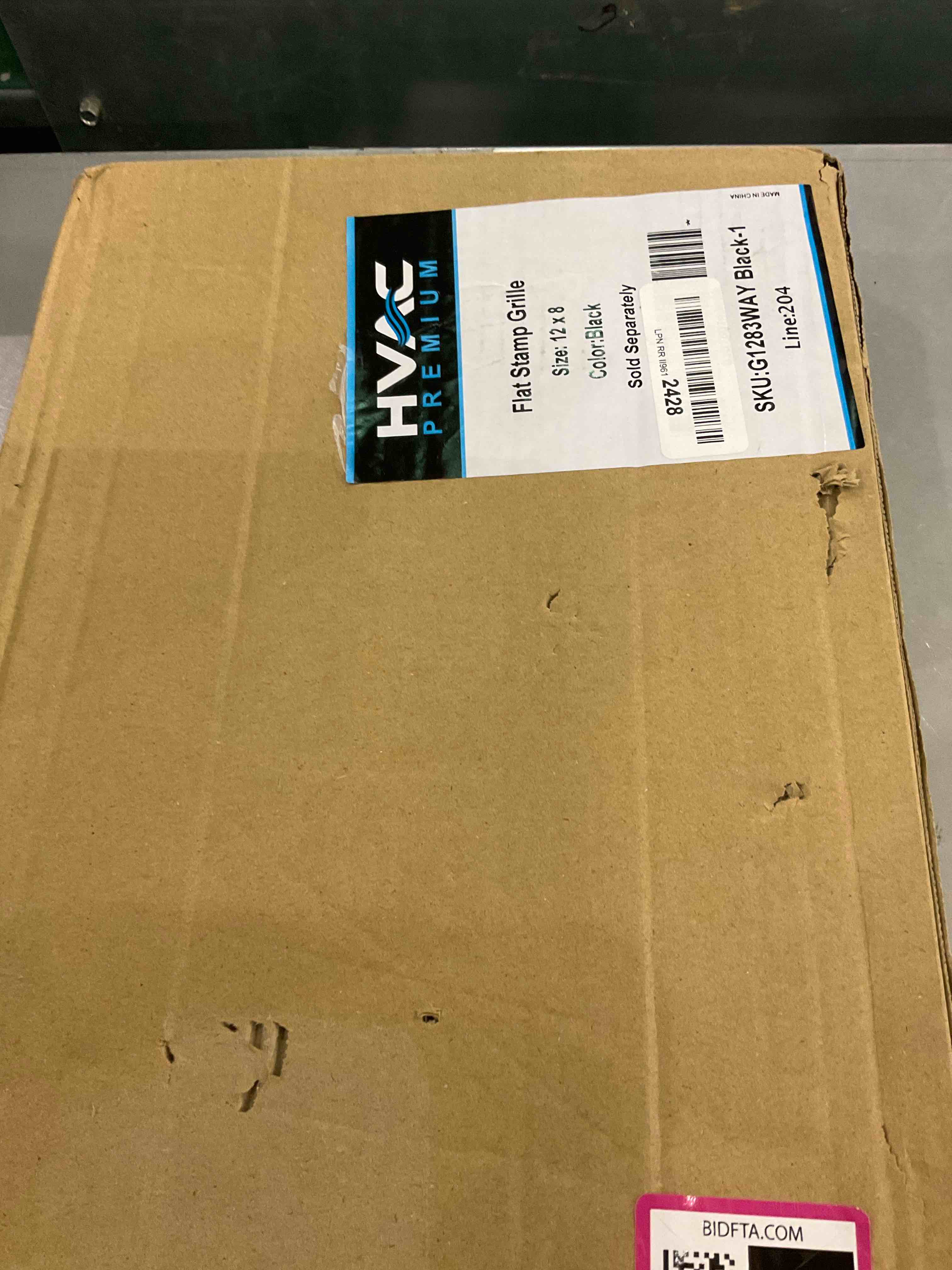 https://s3.amazonaws.com/lotting-images-prod/BargainHunt/EXS00702590_1708630483375.jpeg