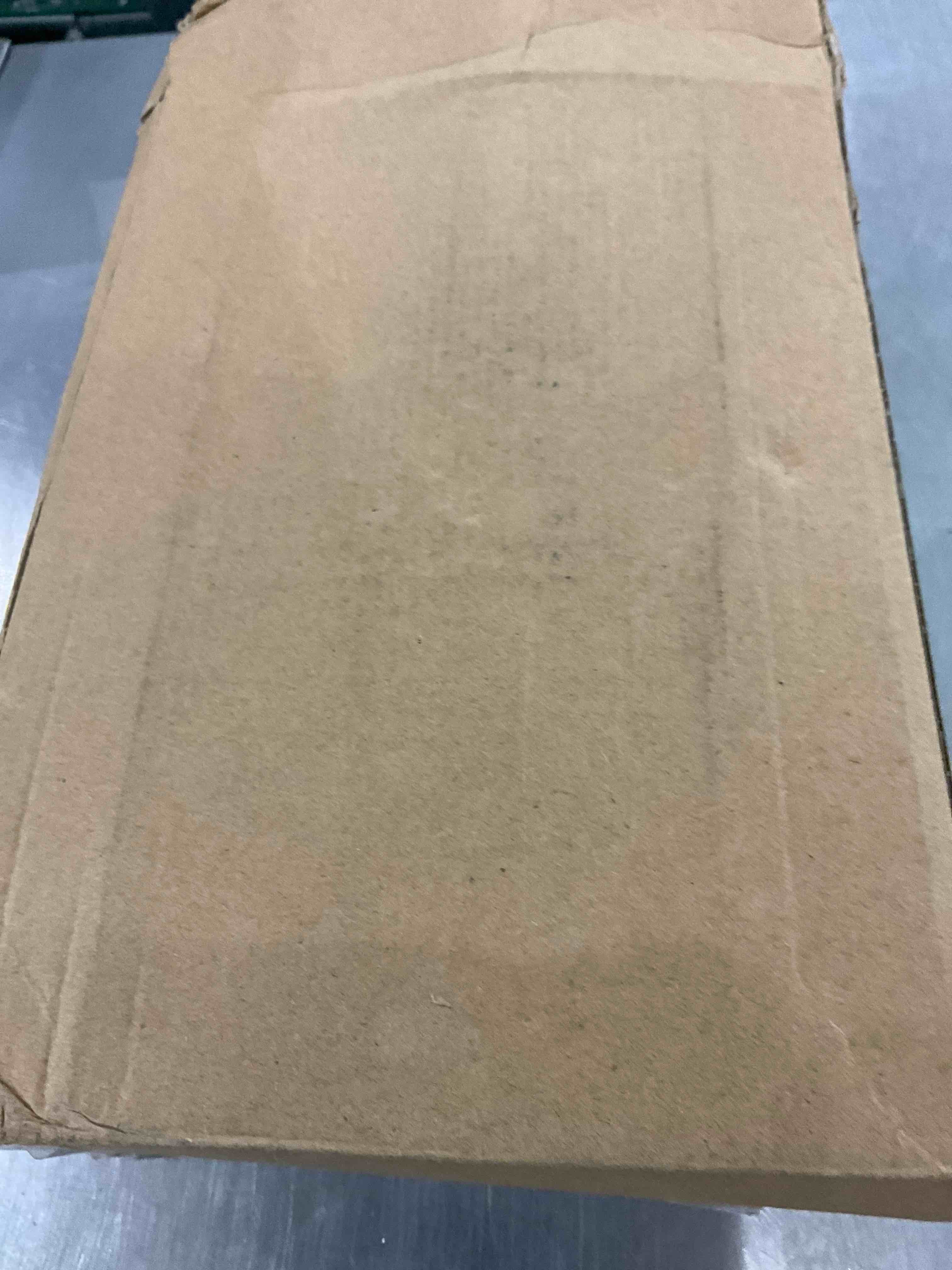 https://s3.amazonaws.com/lotting-images-prod/BargainHunt/EXS00702592_1708630183854.jpeg