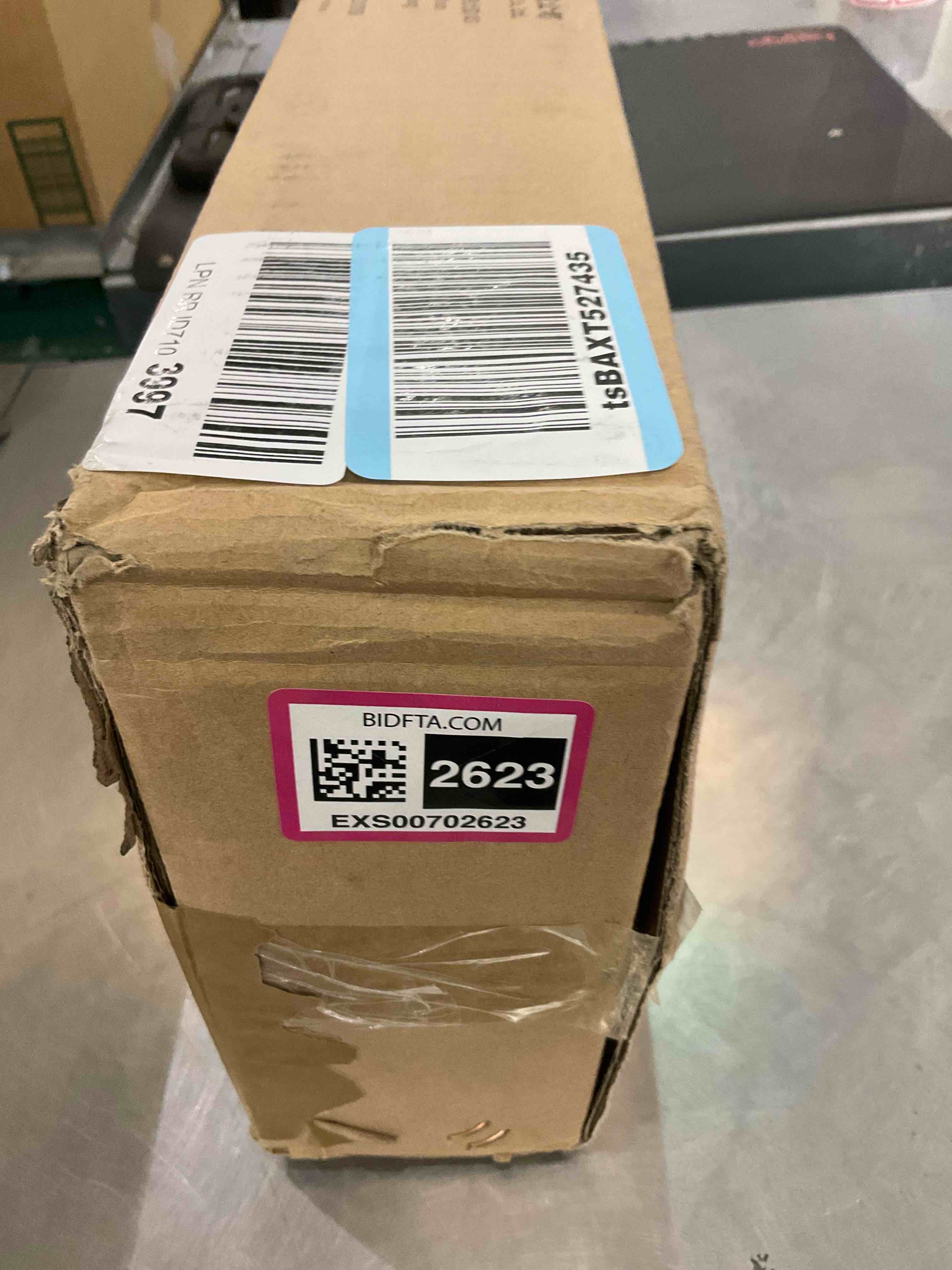 https://s3.amazonaws.com/lotting-images-prod/BargainHunt/EXS00702623_1708698781048.jpeg