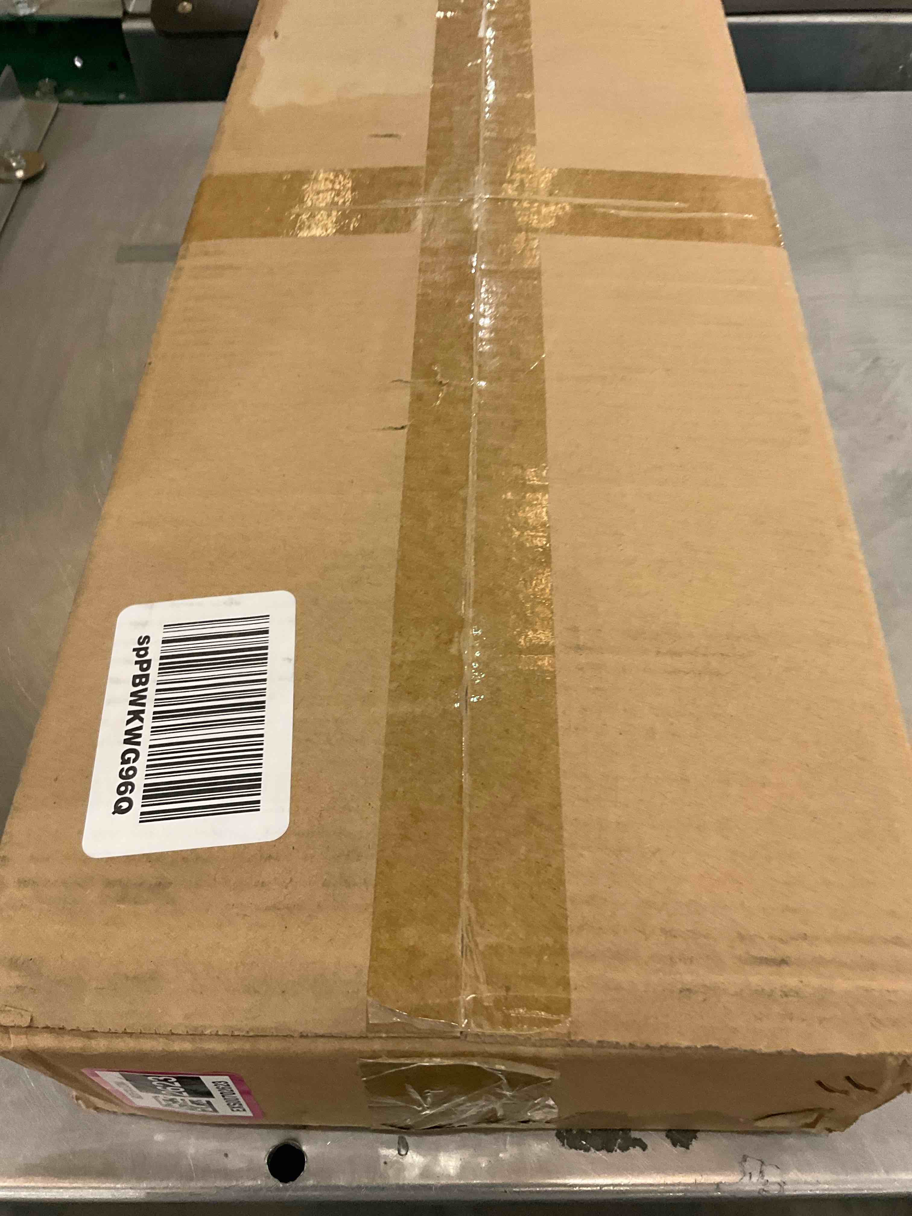 https://s3.amazonaws.com/lotting-images-prod/BargainHunt/EXS00702623_1708698787399.jpeg